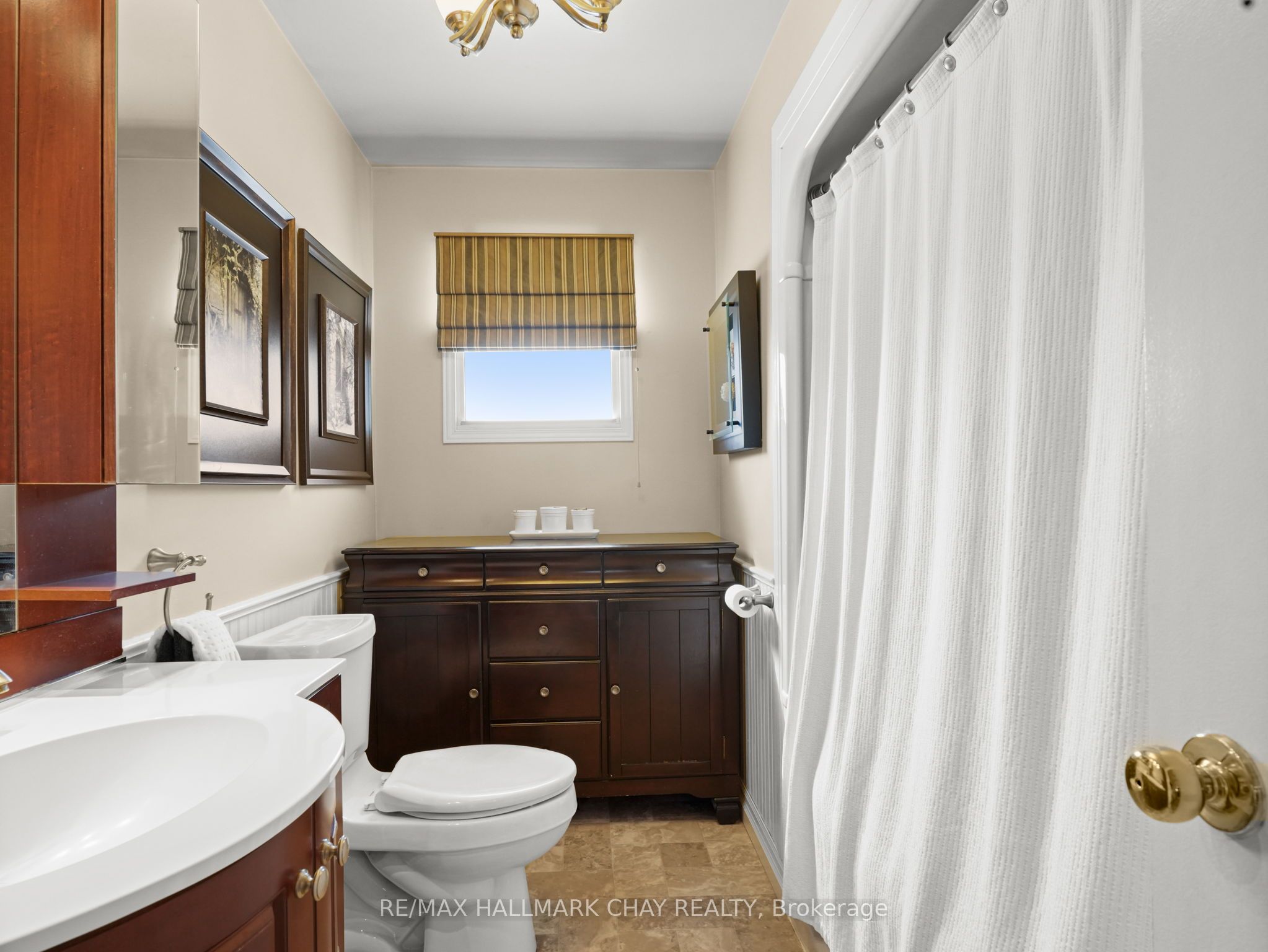 6815 4th Line Property Photo 19