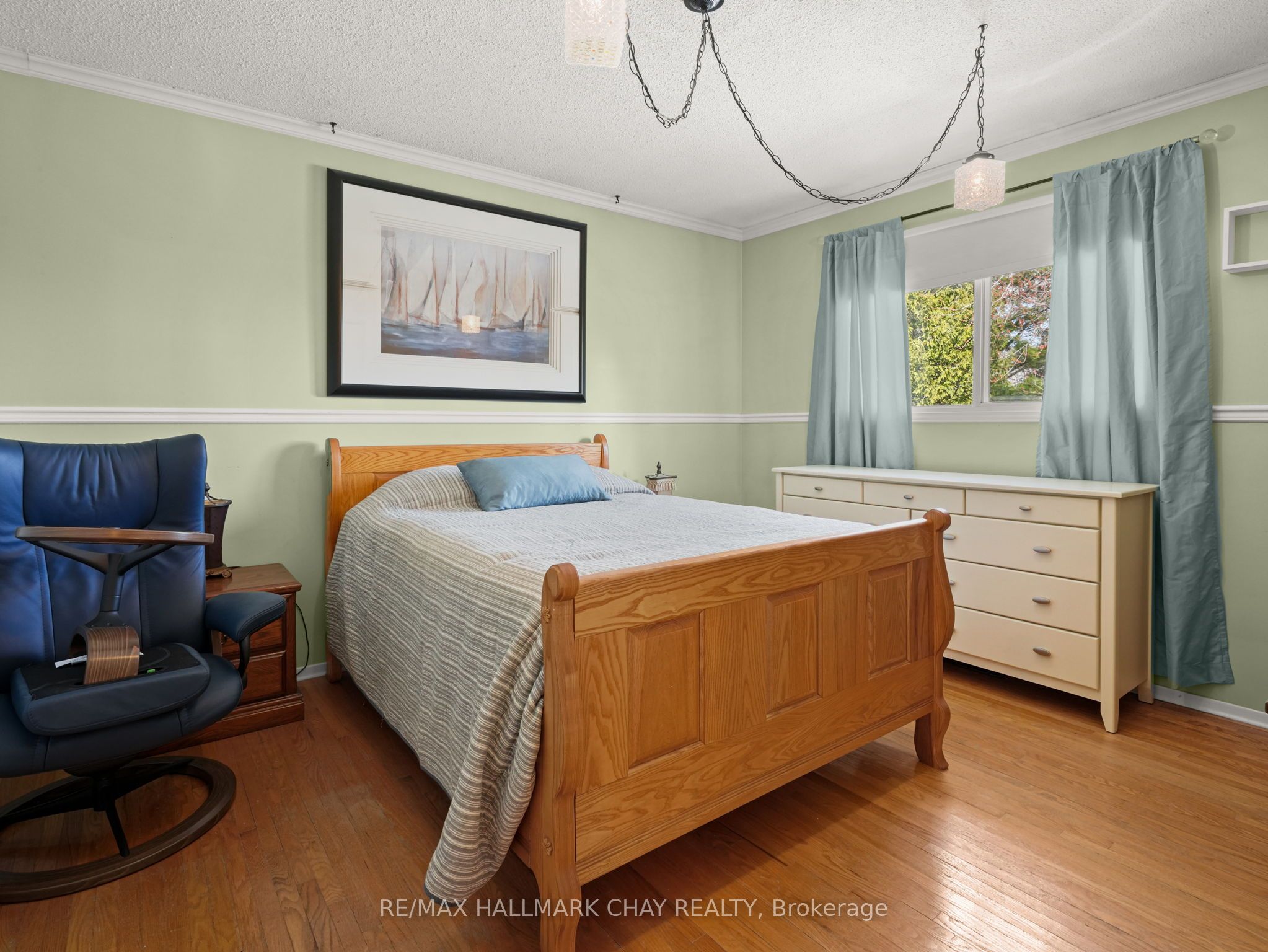 6815 4th Line Property Photo 23