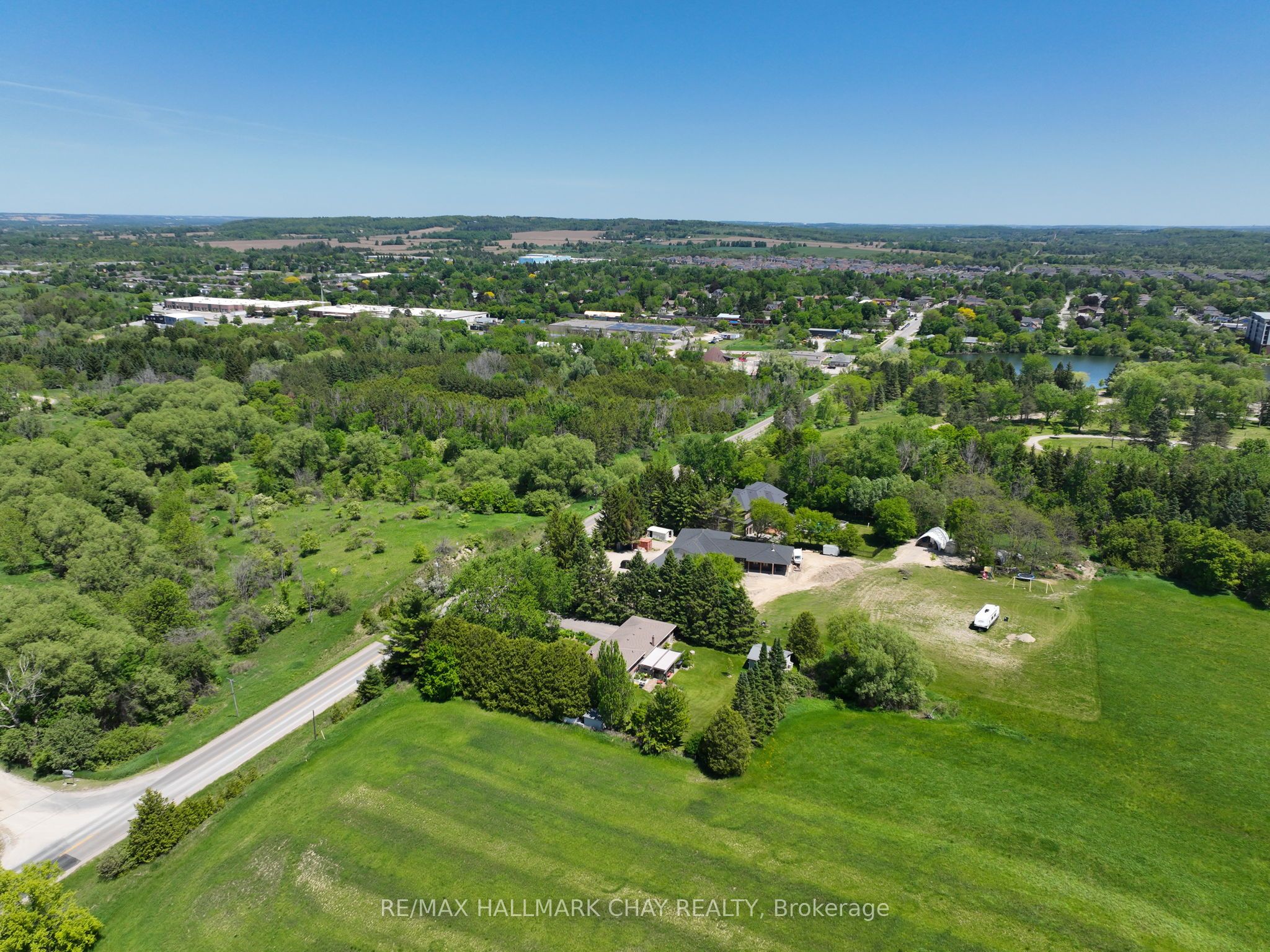6815 4th Line Property Photo 44