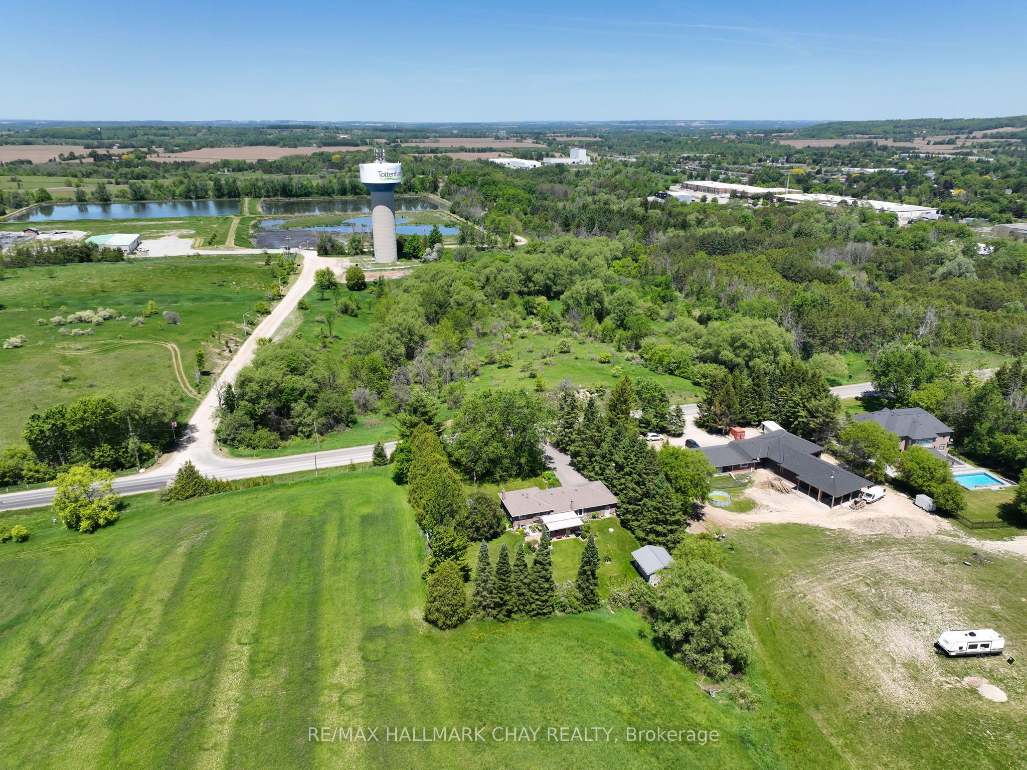 6815 4th Line Property Photo 45