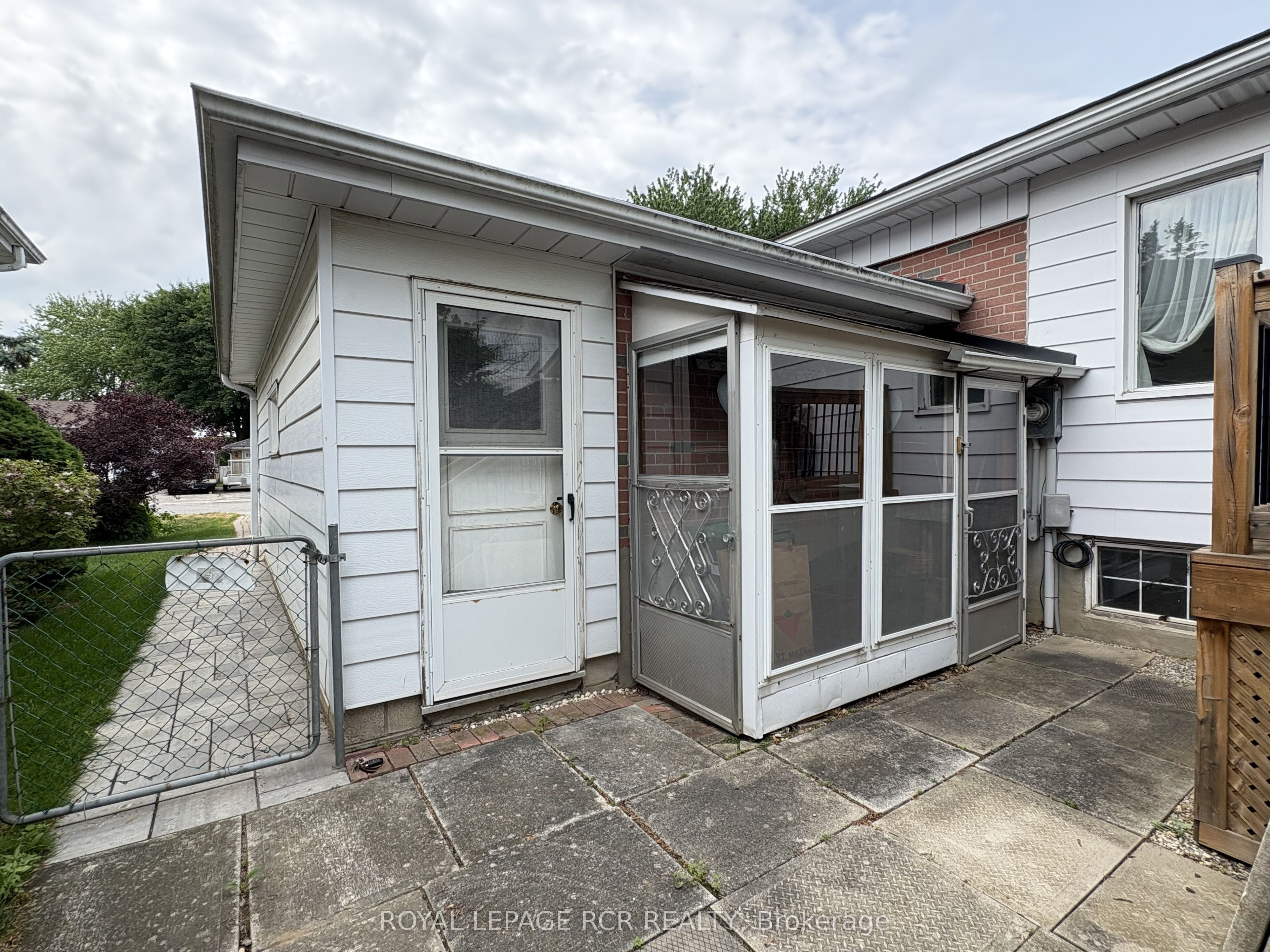 89 William Street Property Photo 28