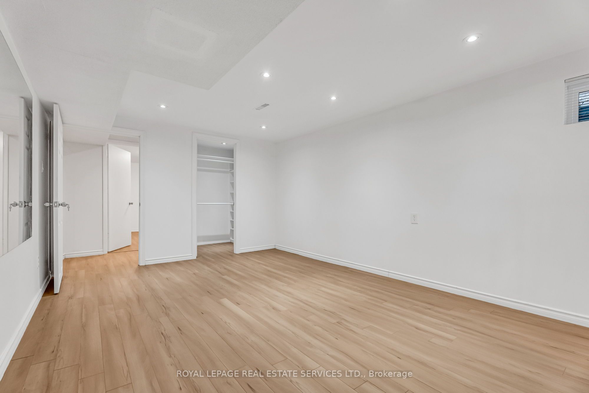 50 Willowbrook Road Bsmt Property Photo 25