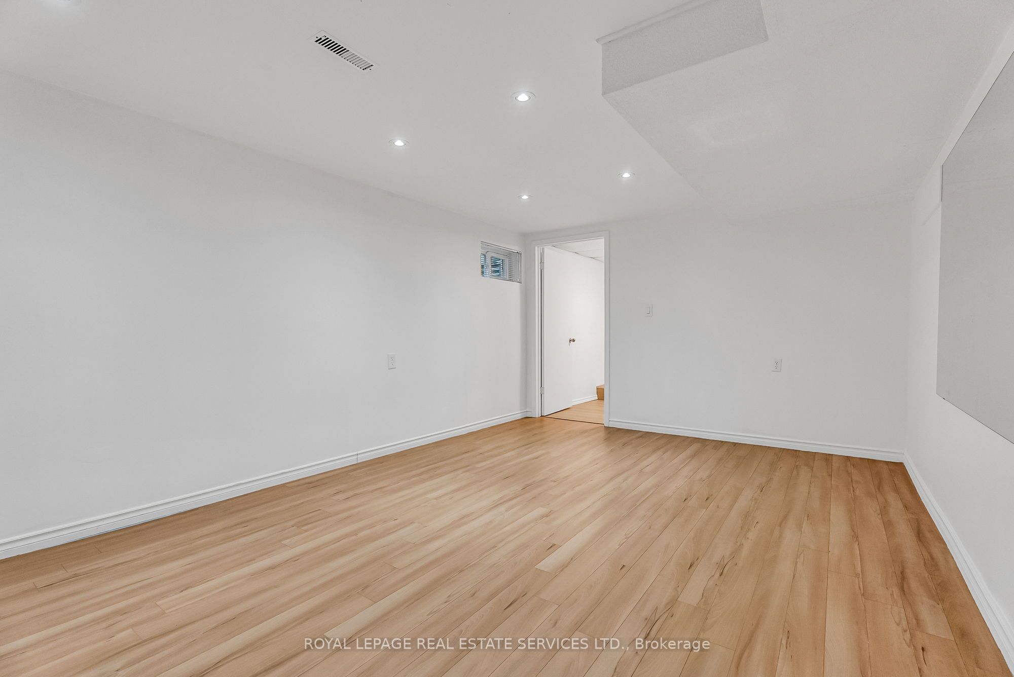 50 Willowbrook Road Bsmt Property Photo 26