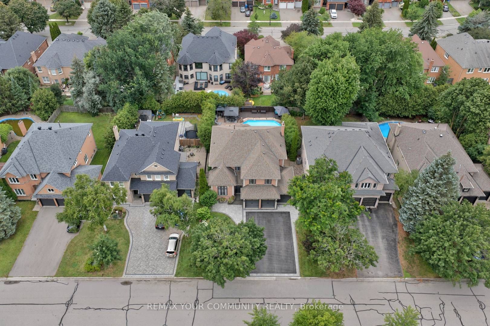 786 Exceller Circle Property Photo 4