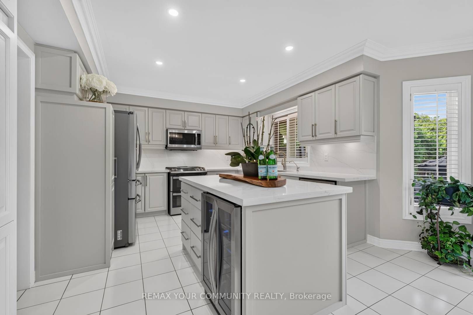 786 Exceller Circle Property Photo 17