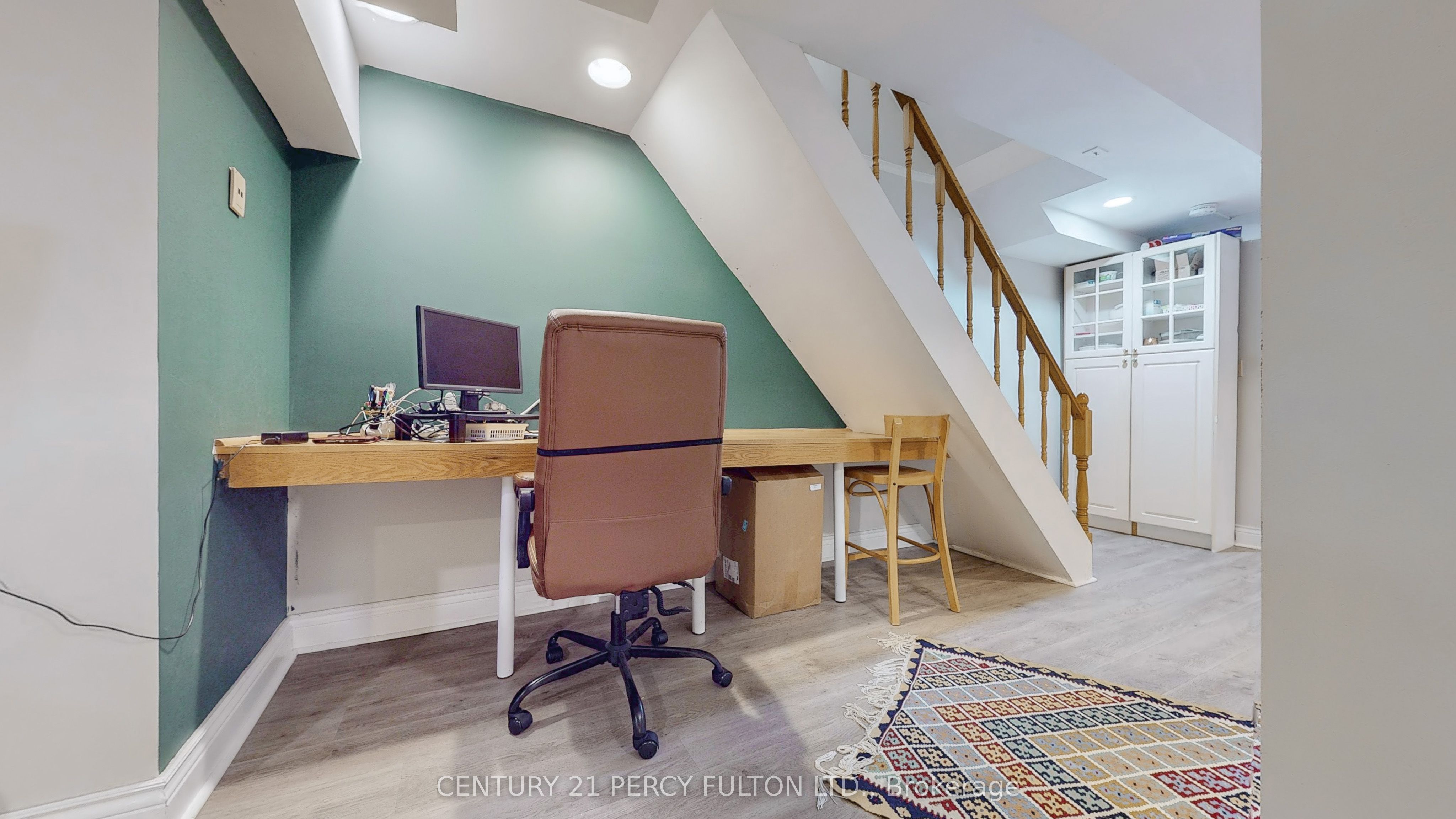 158 Holm Crescent Bsmnt Property Photo 8