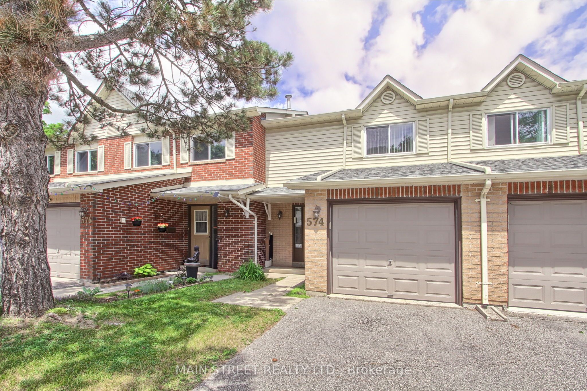 574 Jack Giles Circle Property Photo 2