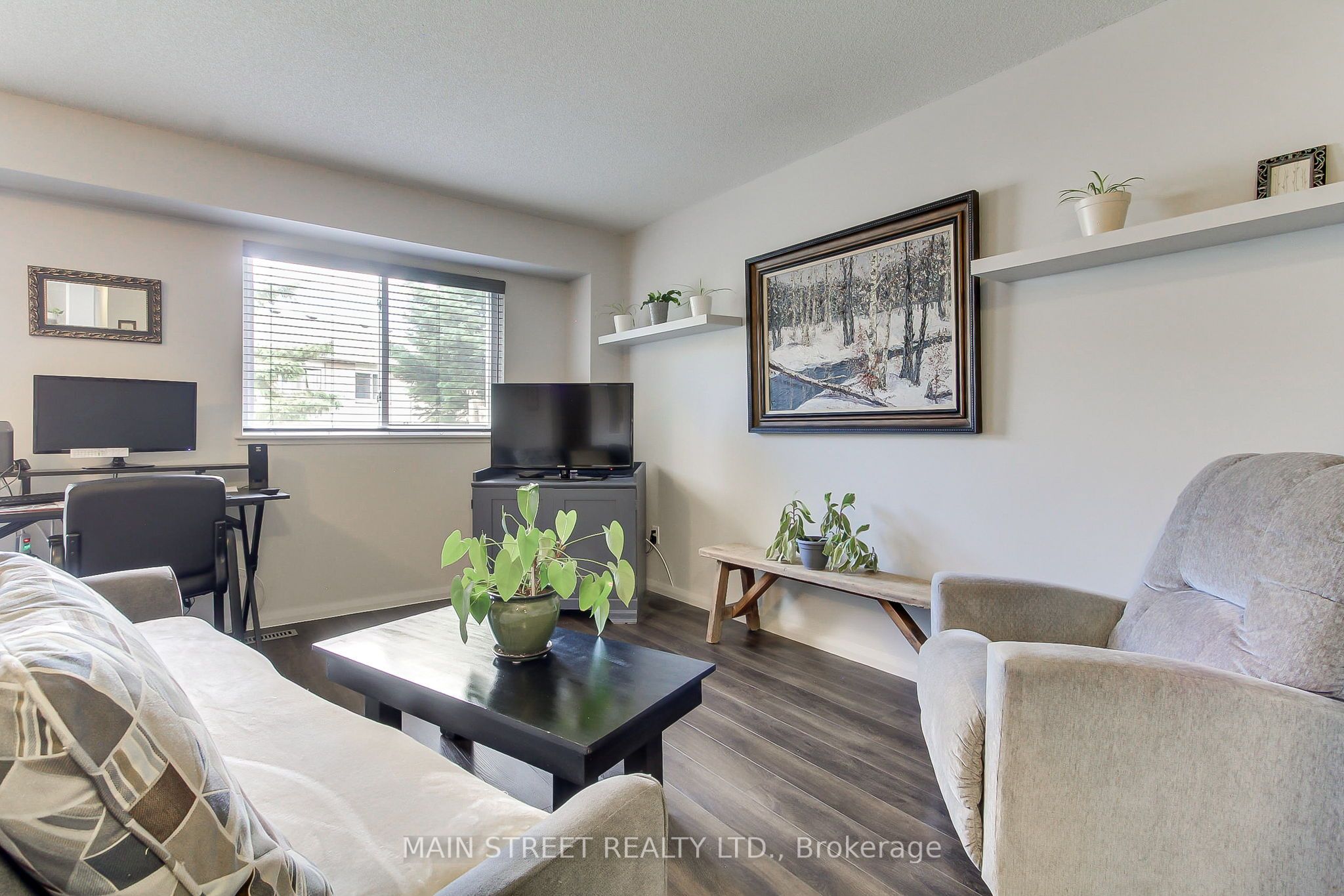 574 Jack Giles Circle Property Photo 16