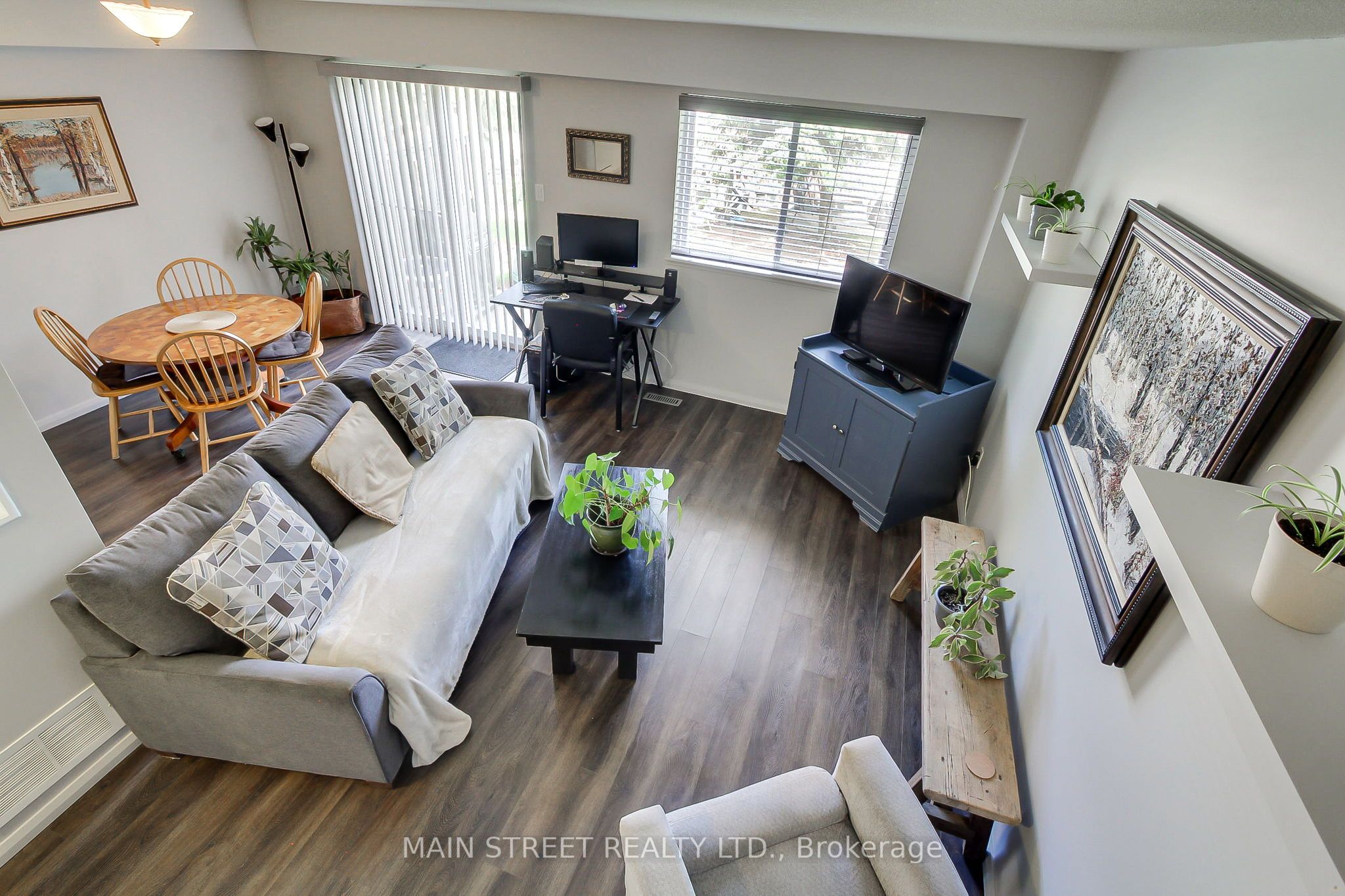574 Jack Giles Circle Property Photo 17
