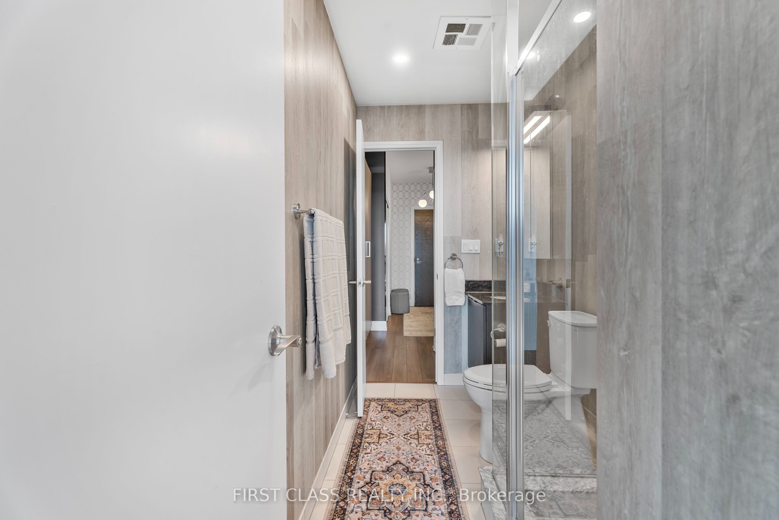2910 Highway 7 1804 Property Photo 10