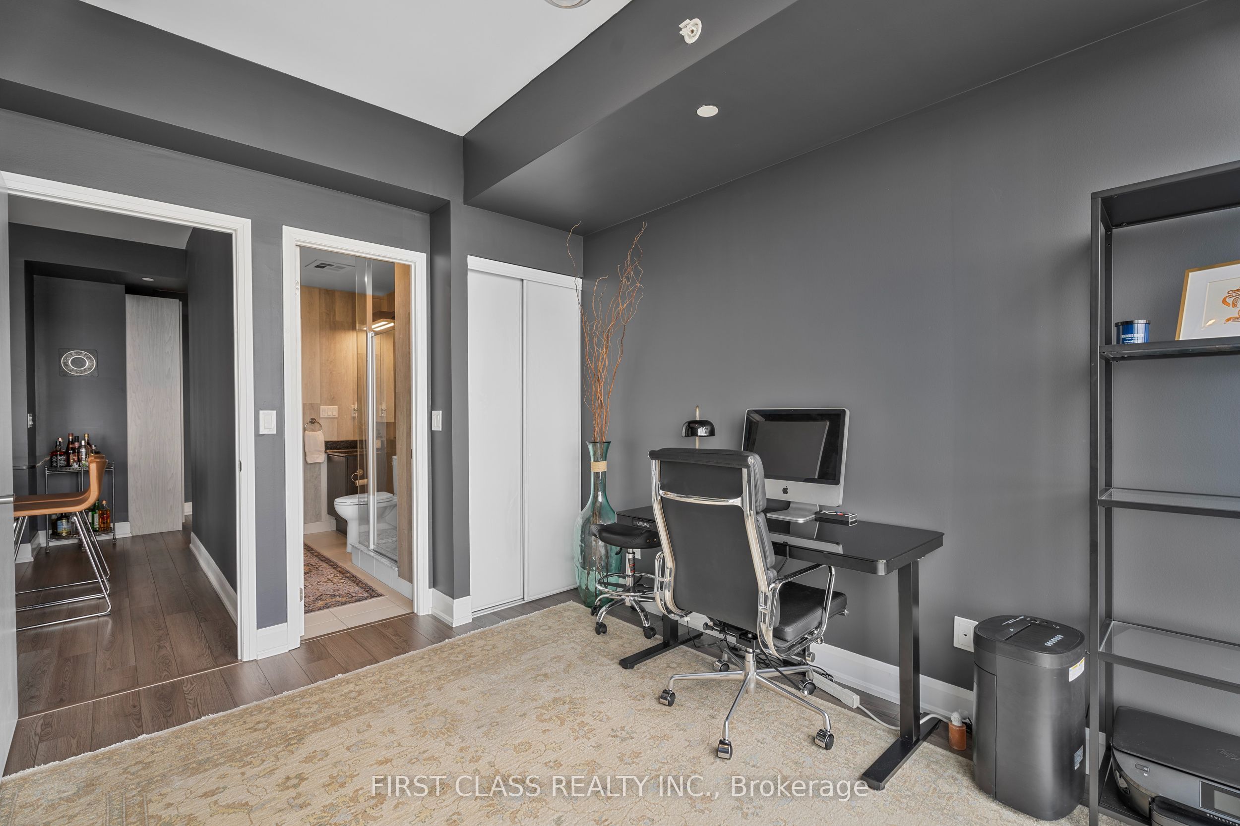 2910 Highway 7 1804 Property Photo 16