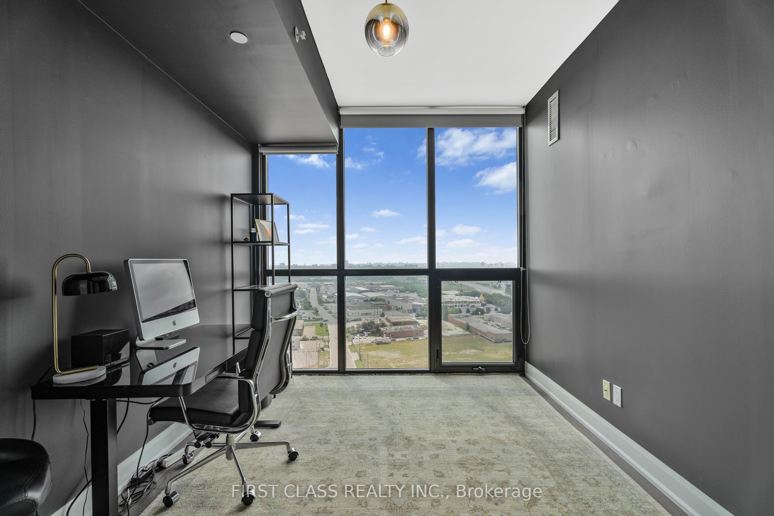 2910 Highway 7 1804 Property Photo 28