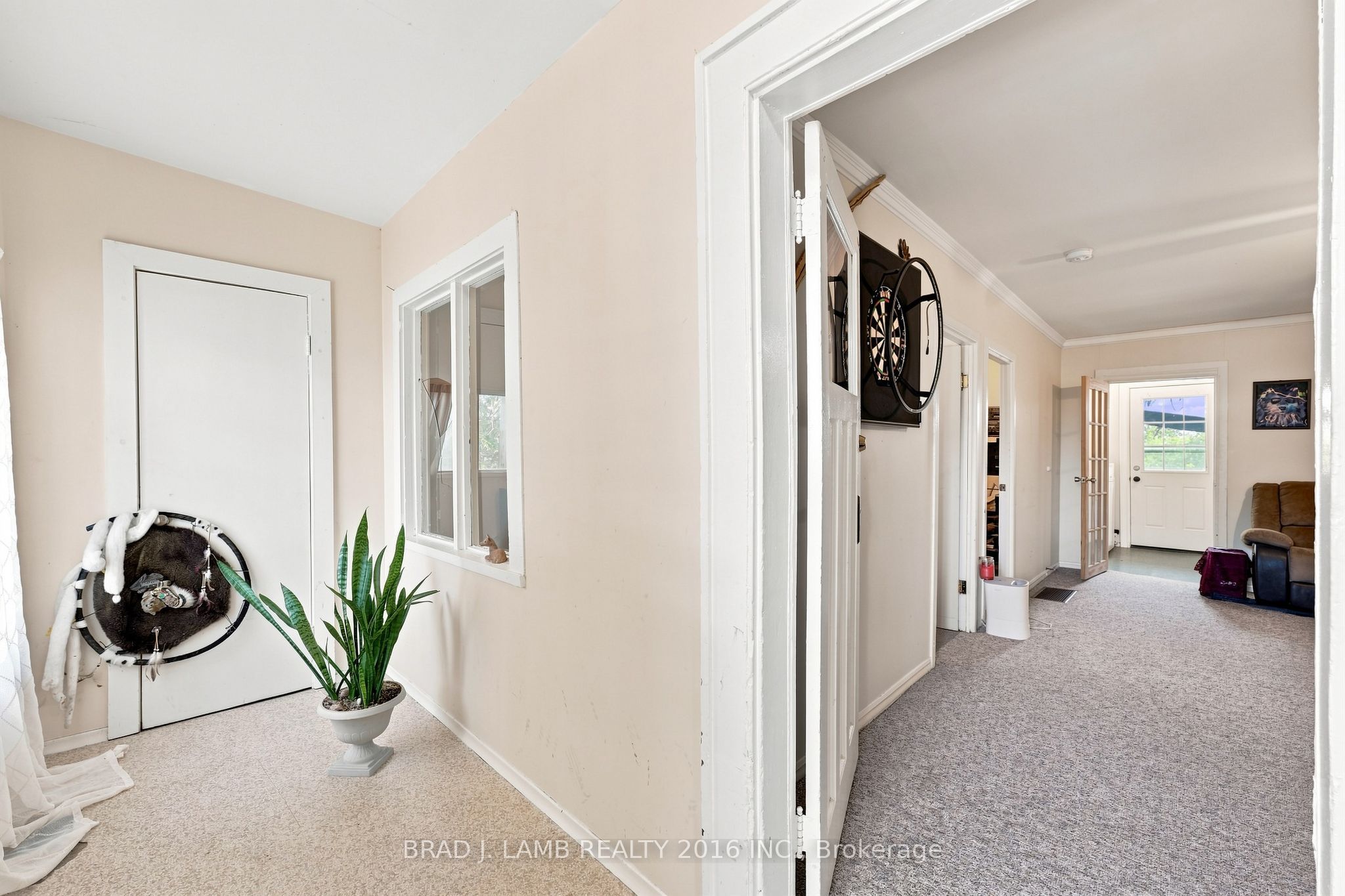 21153 Dalton Road Property Photo 5