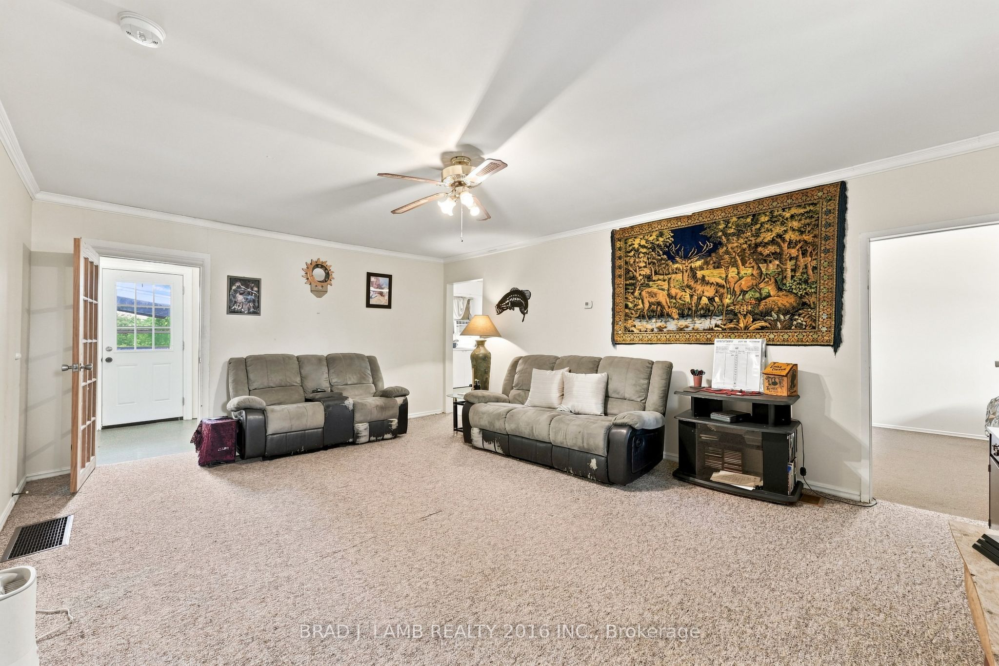 21153 Dalton Road Property Photo 7