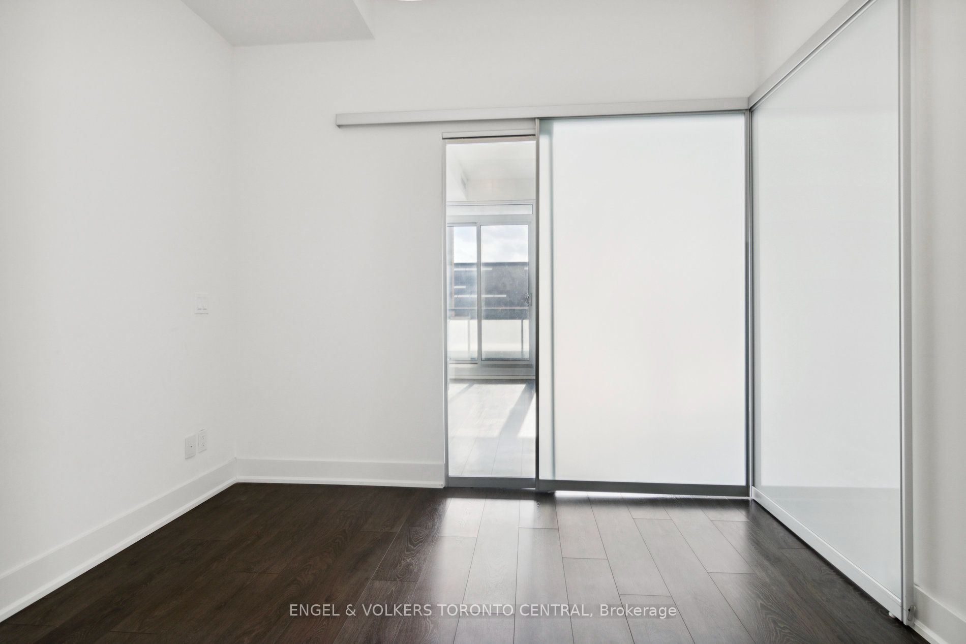 180 Enterprise Boulevard 401 Property Photo 19