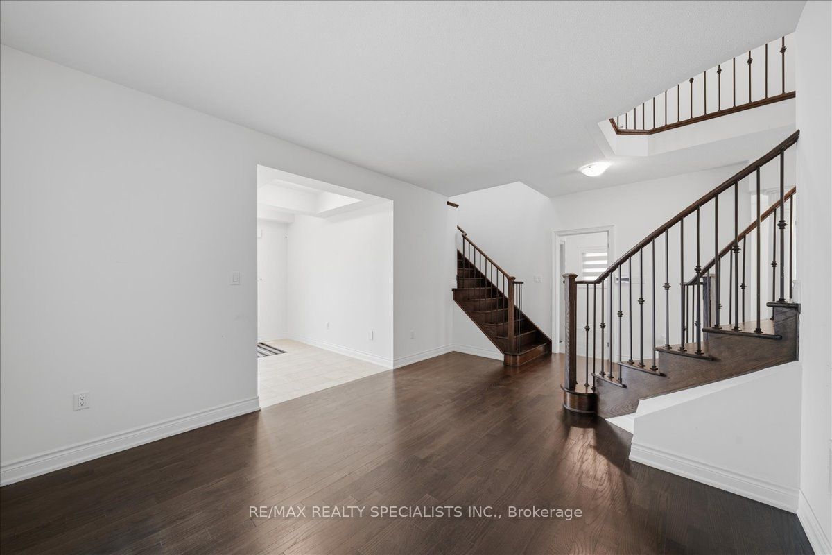 281 Blue Dasher Boulevard Property Photo 7