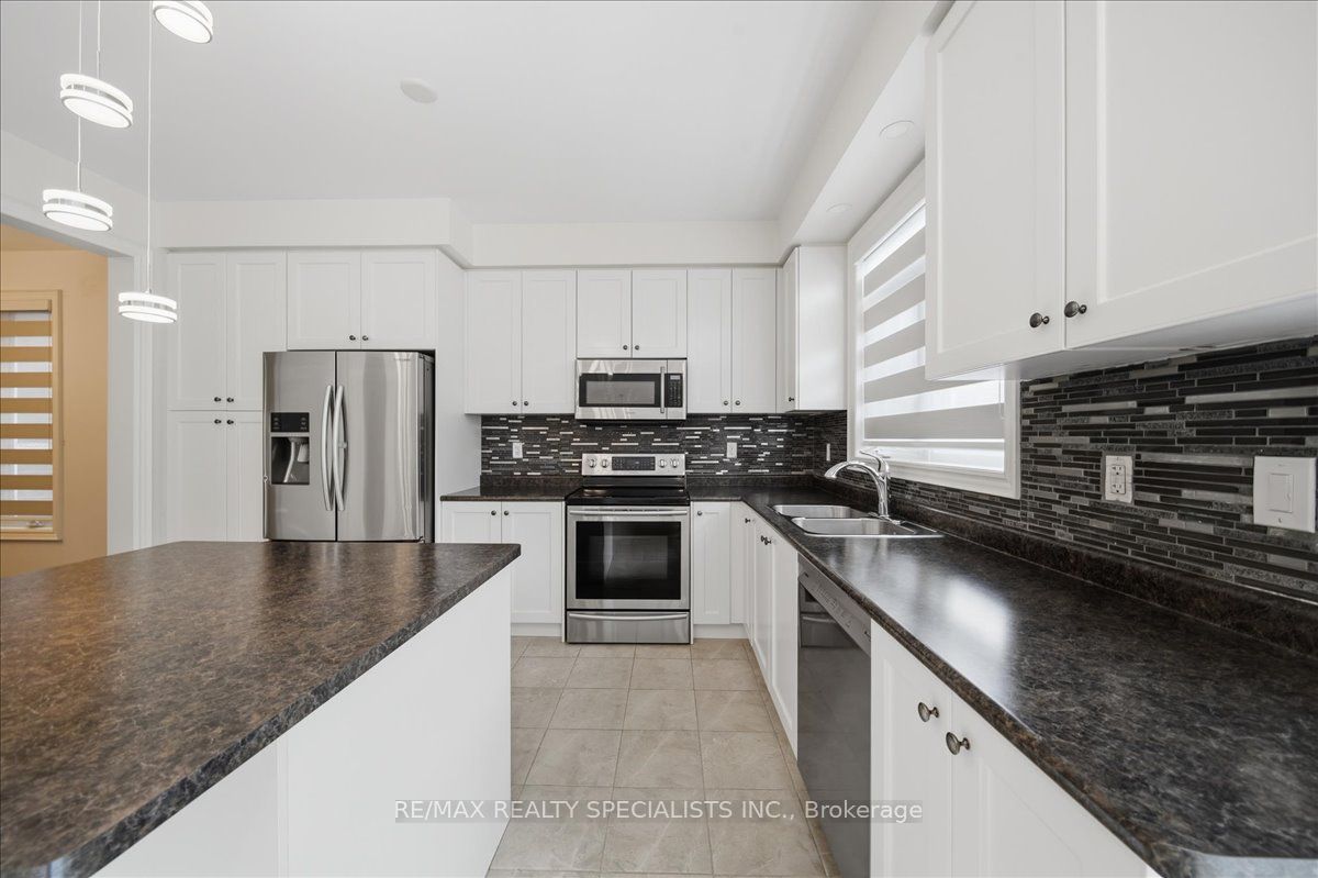281 Blue Dasher Boulevard Property Photo 19