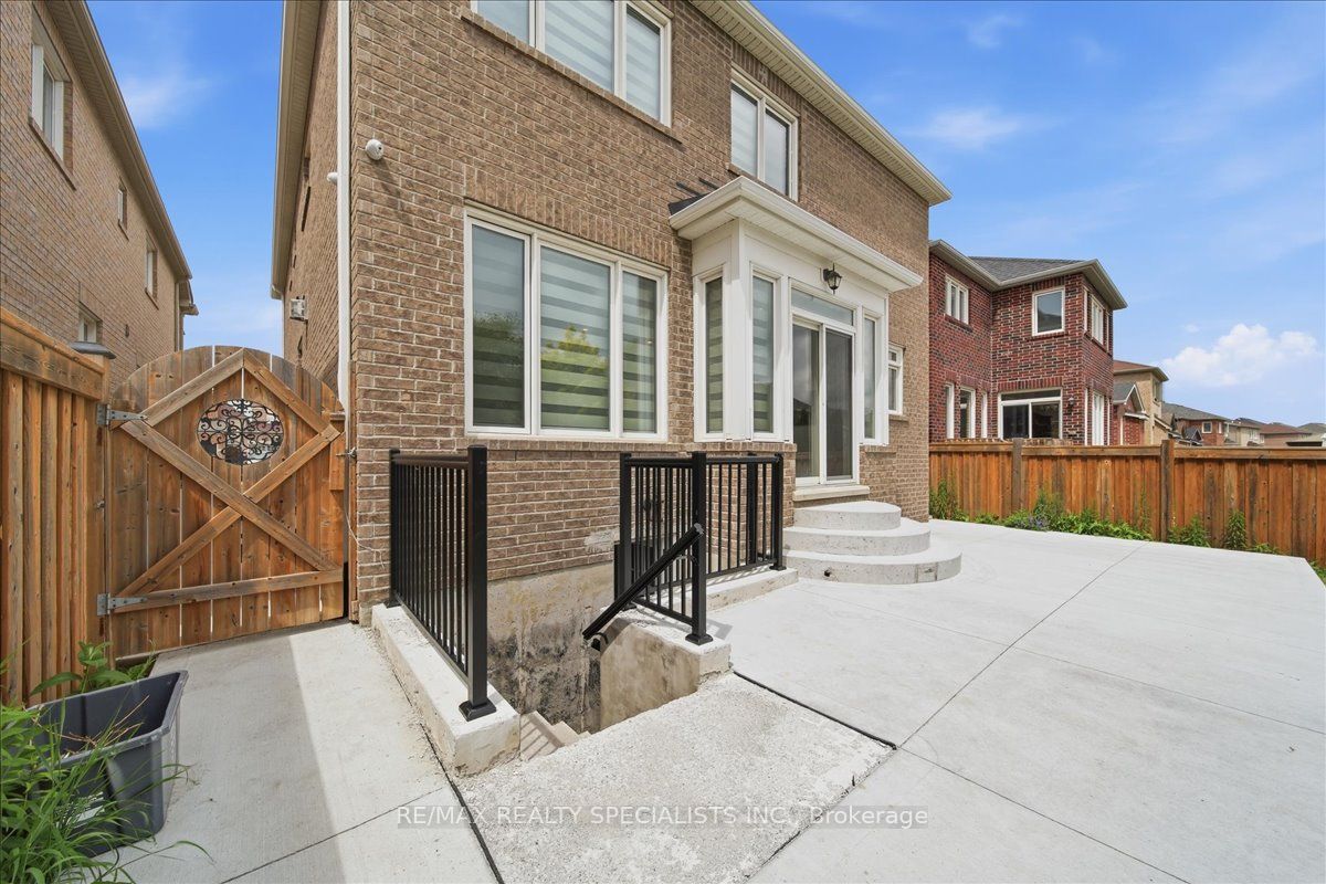 281 Blue Dasher Boulevard Property Photo 43