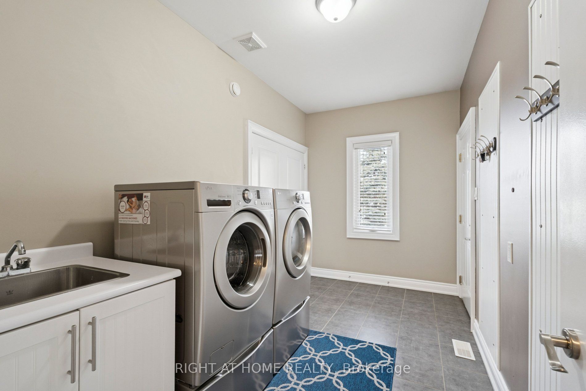 10 Brolley Crescent Property Photo 19