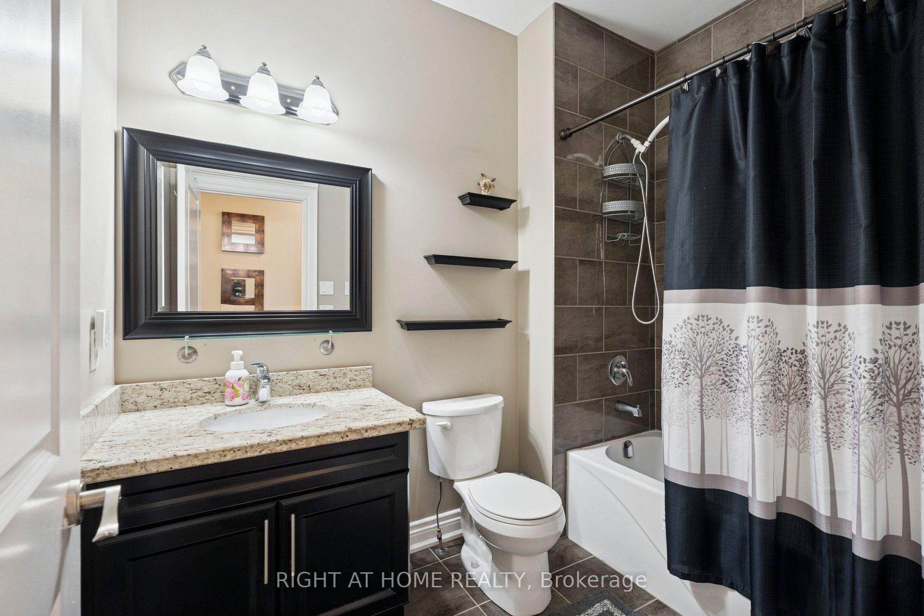 10 Brolley Crescent Property Photo 26