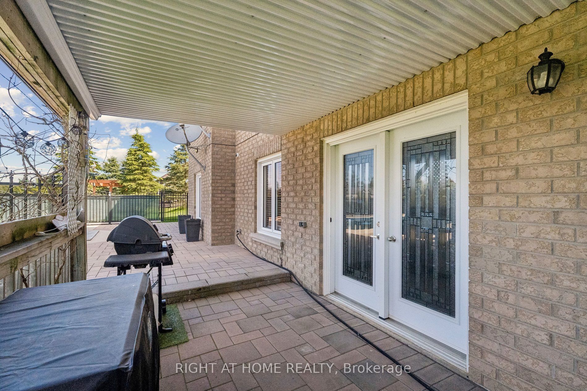10 Brolley Crescent Property Photo 45