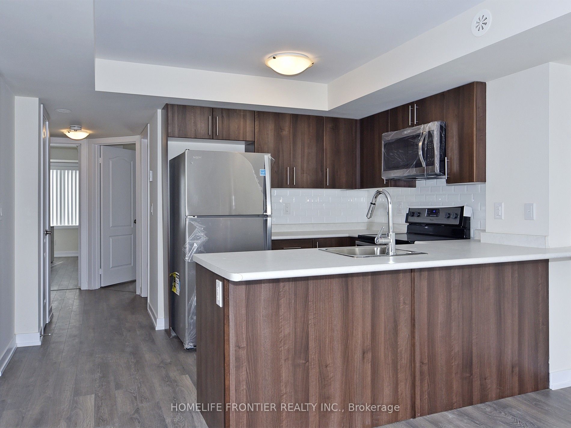30 Dunsheath Way 506 Property Photo 6