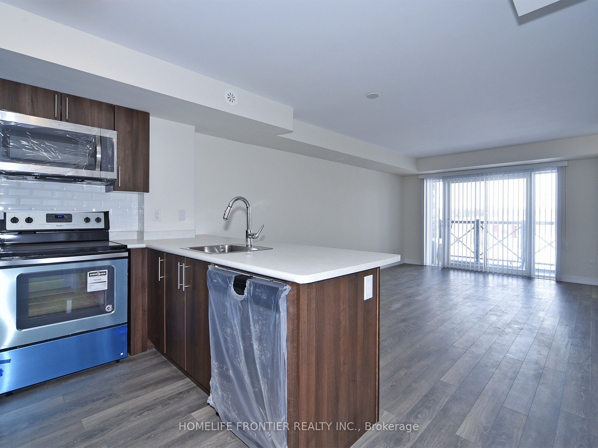 30 Dunsheath Way 506 Property Photo 8