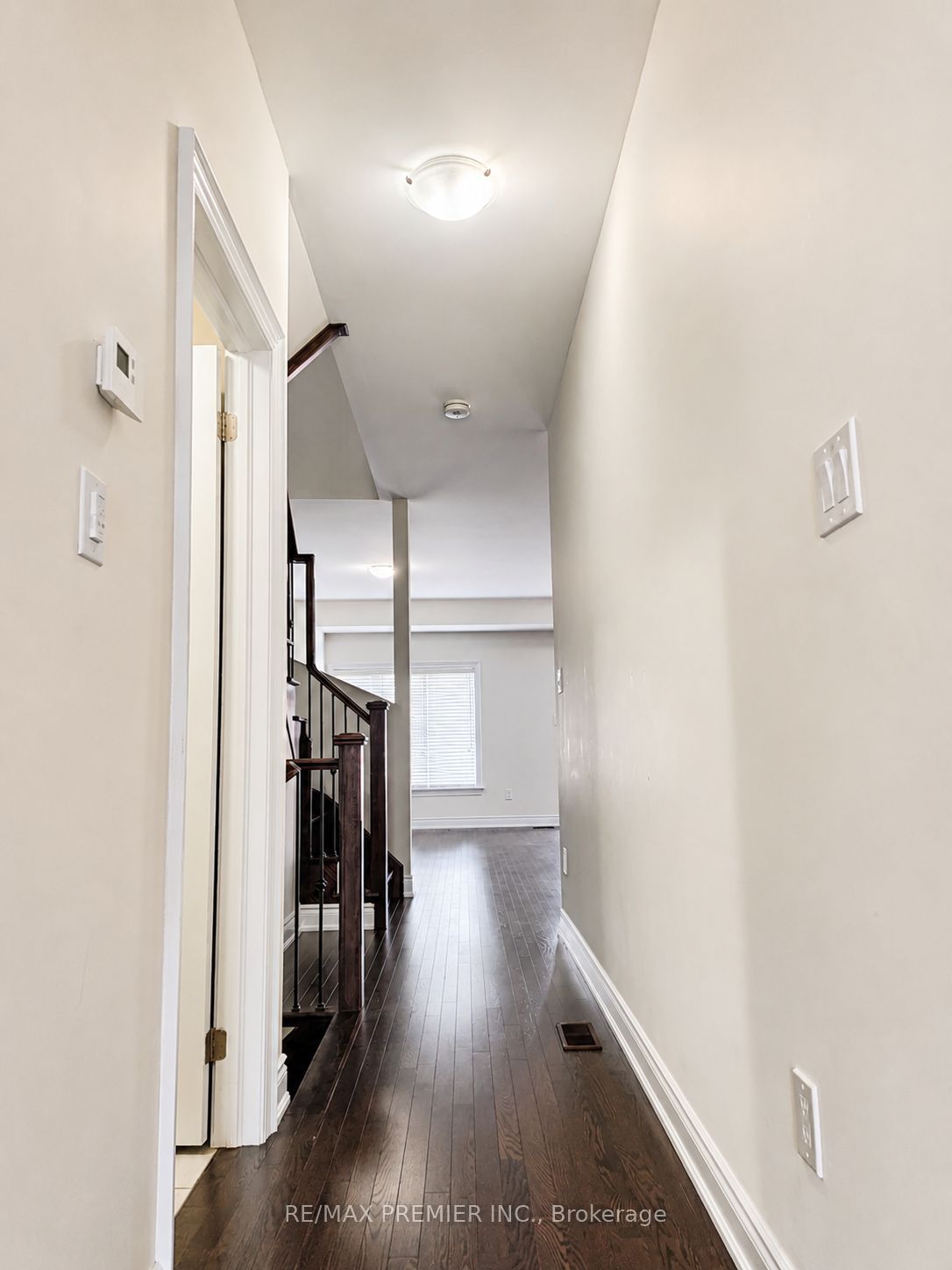 34 Arnold Crescent Property Photo 3