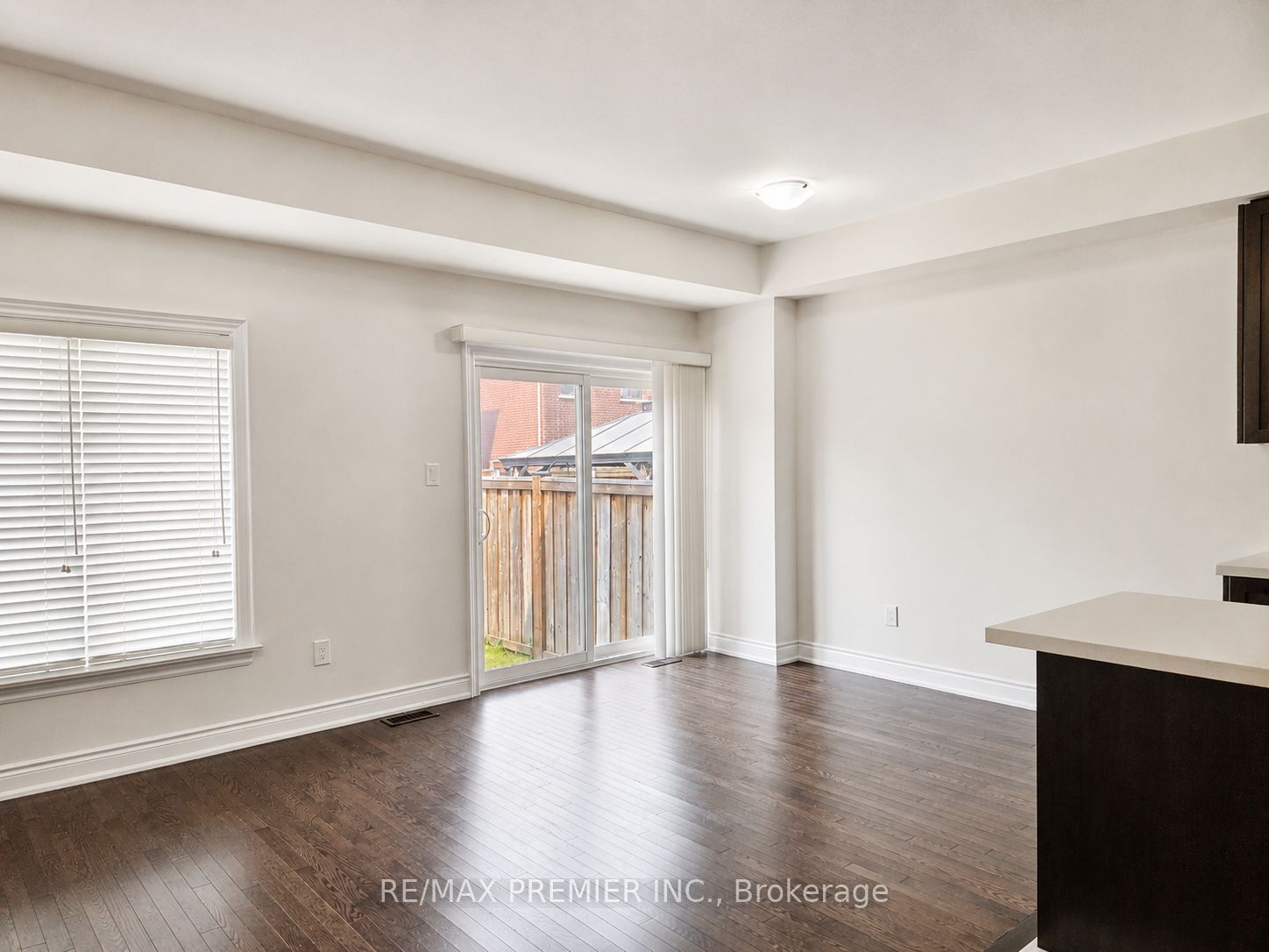 34 Arnold Crescent Property Photo 5