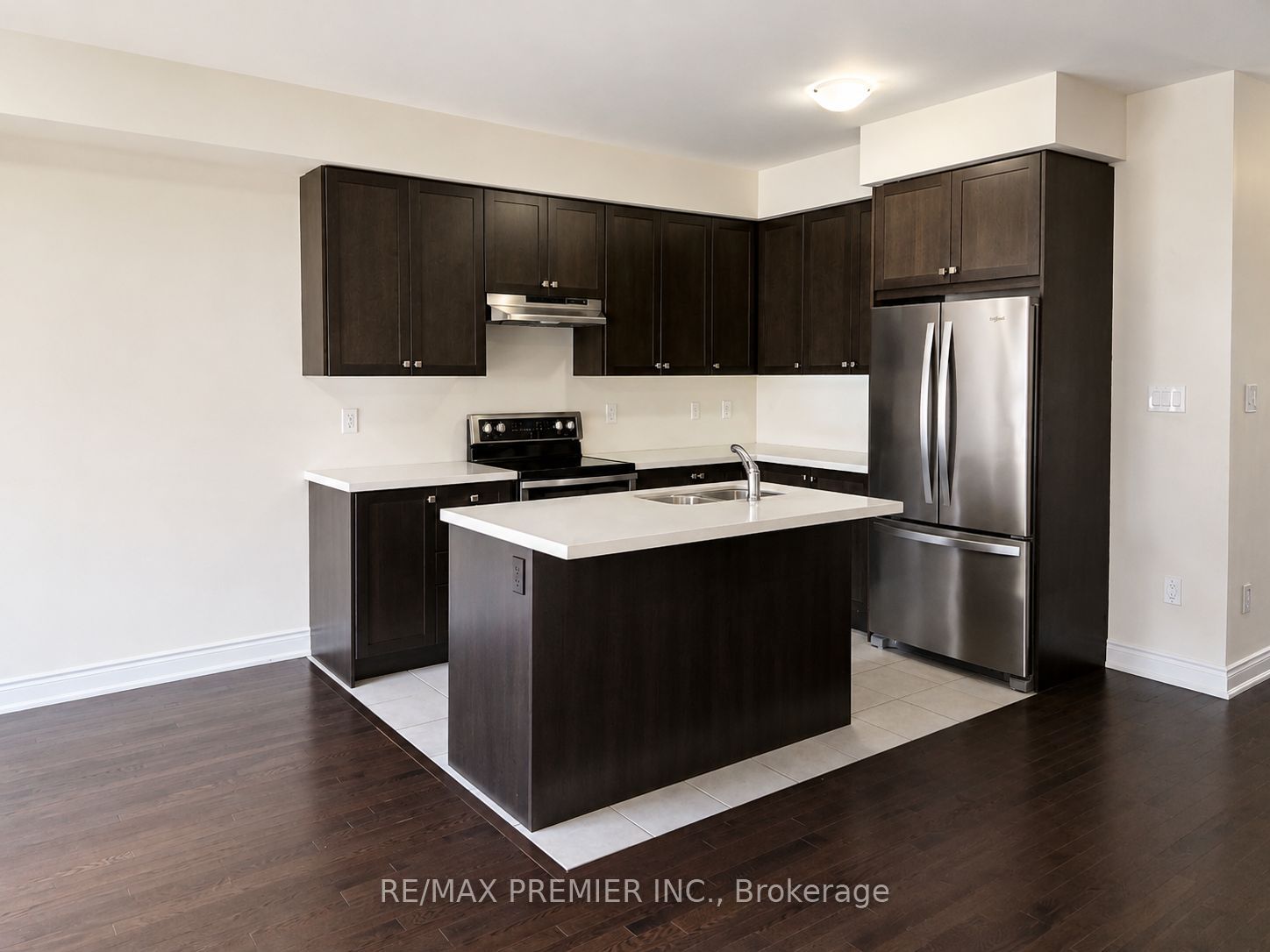 34 Arnold Crescent Property Photo 7