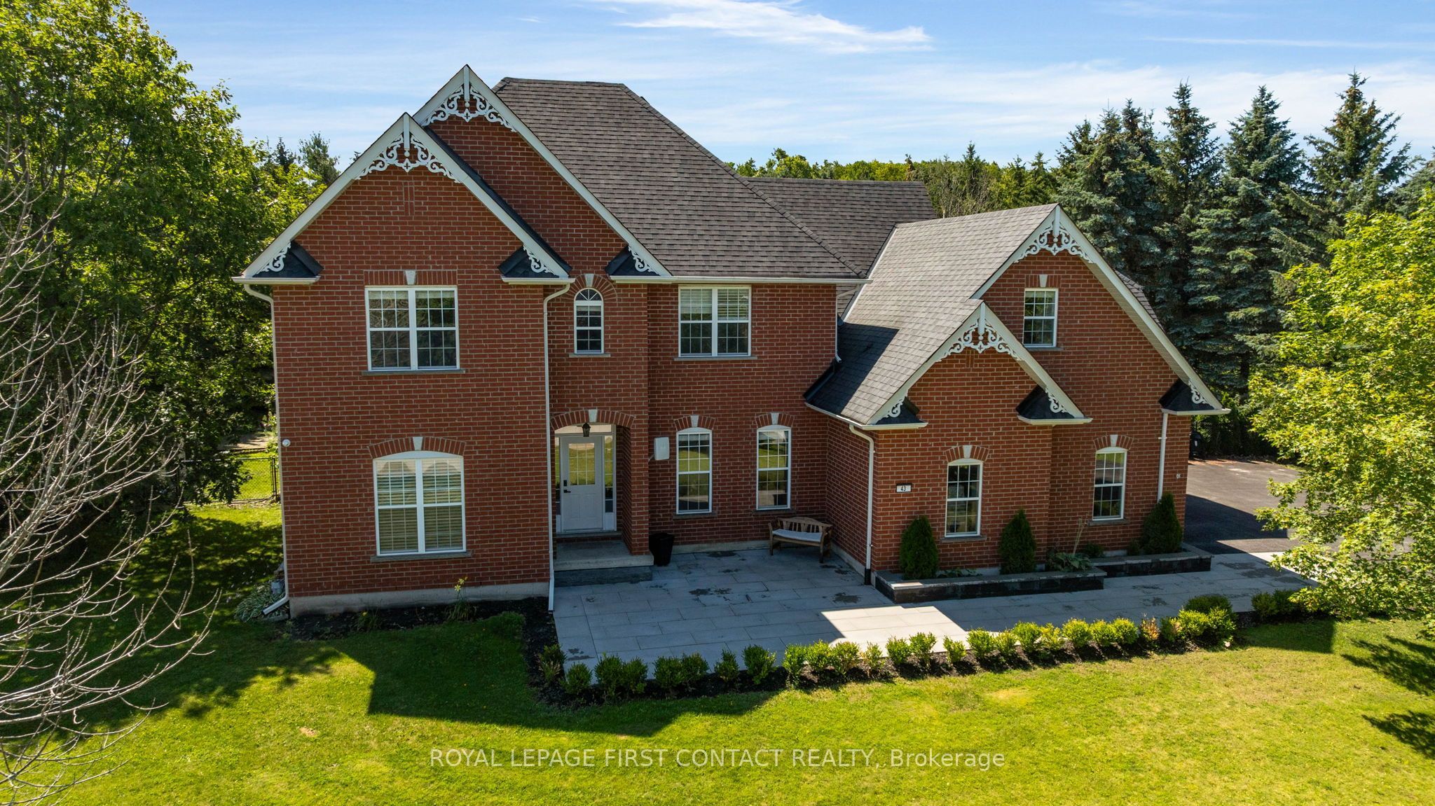 43 Vanderpost Crescent Property Photo 1