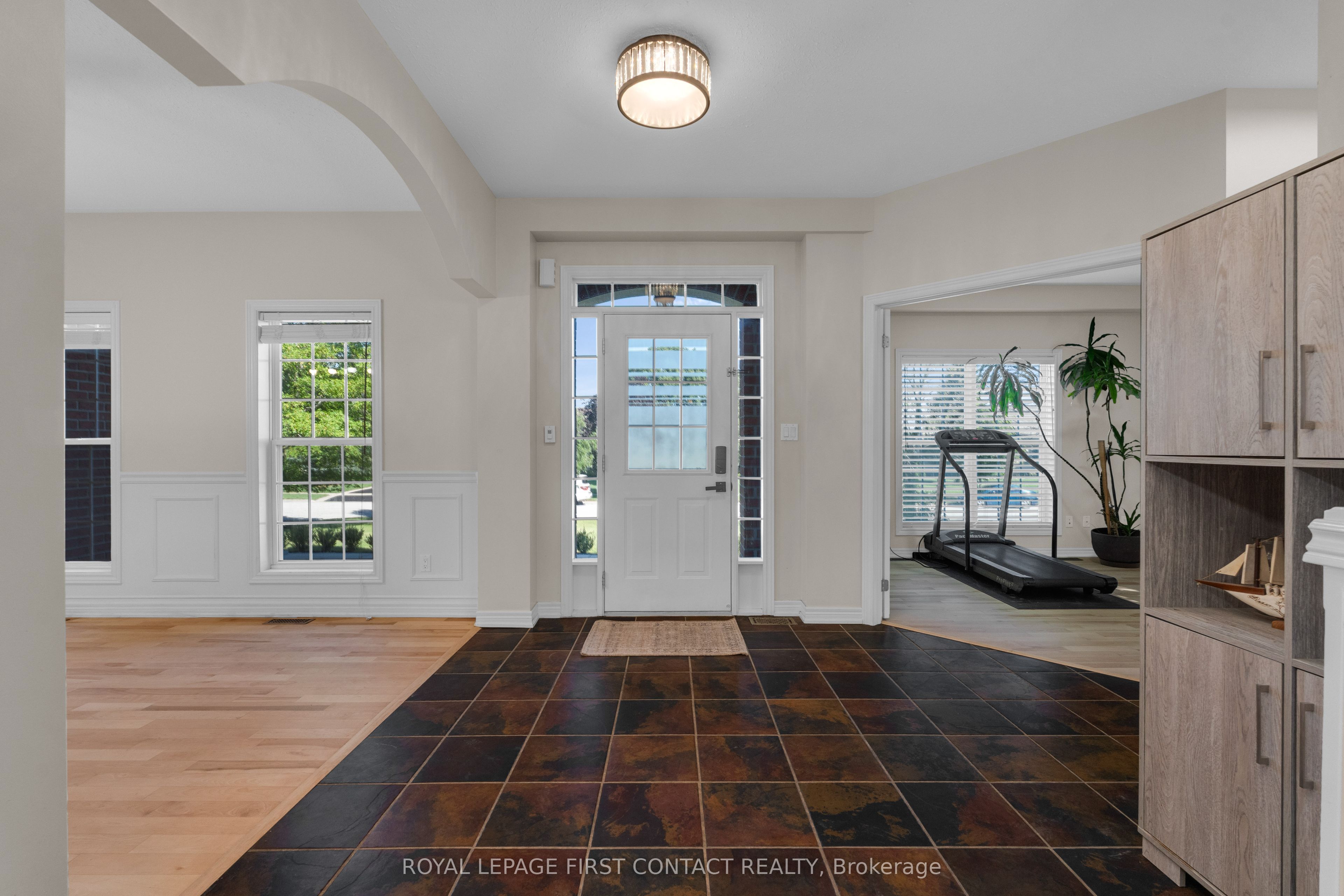 43 Vanderpost Crescent Property Photo 8