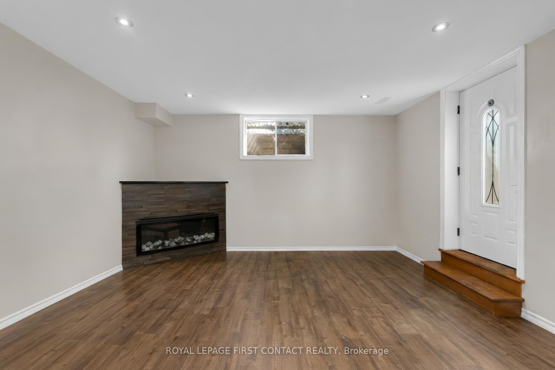43 Vanderpost Crescent Property Photo 34