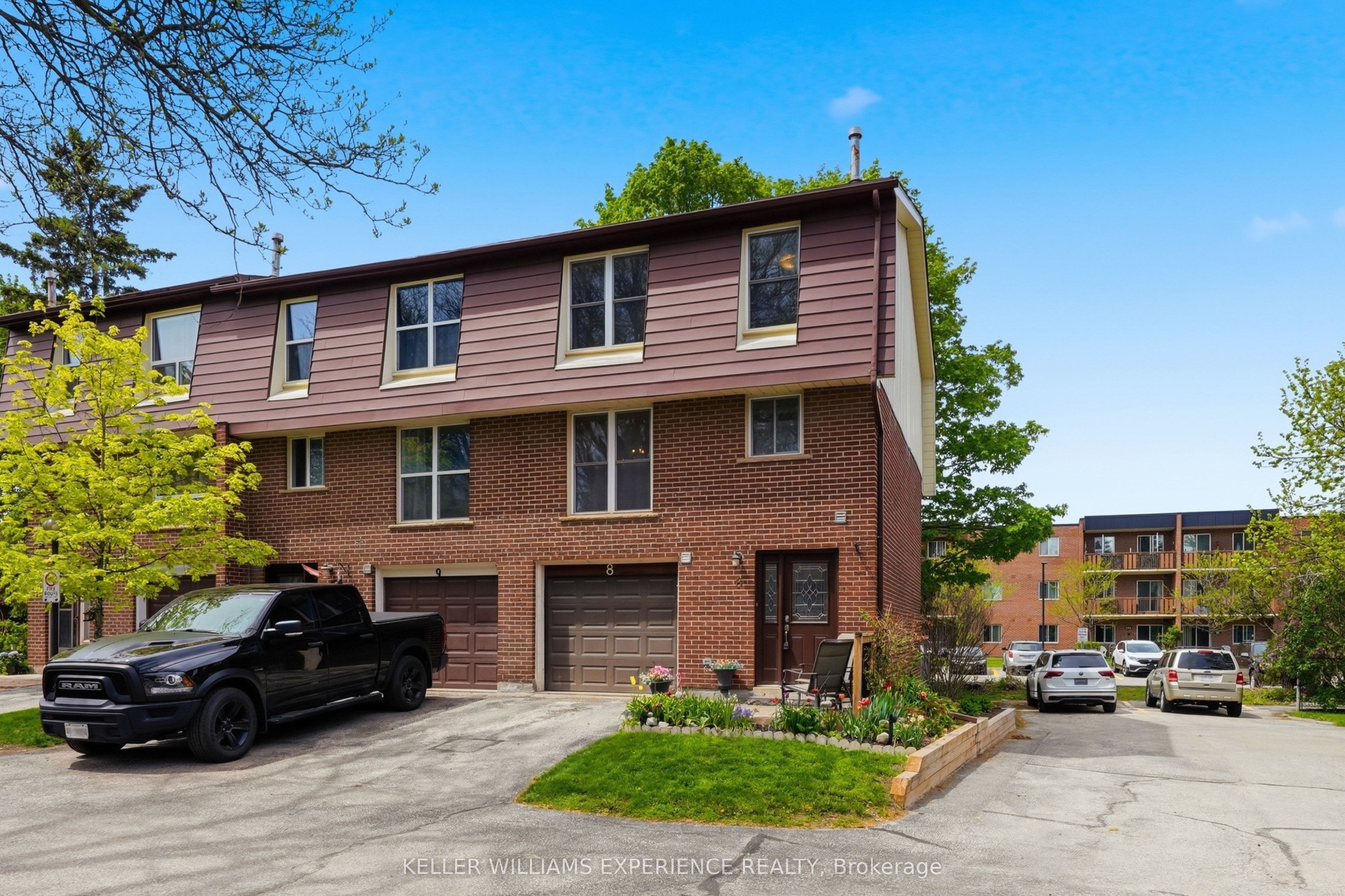 246 Tupper Boulevard 8 Property Photo 6