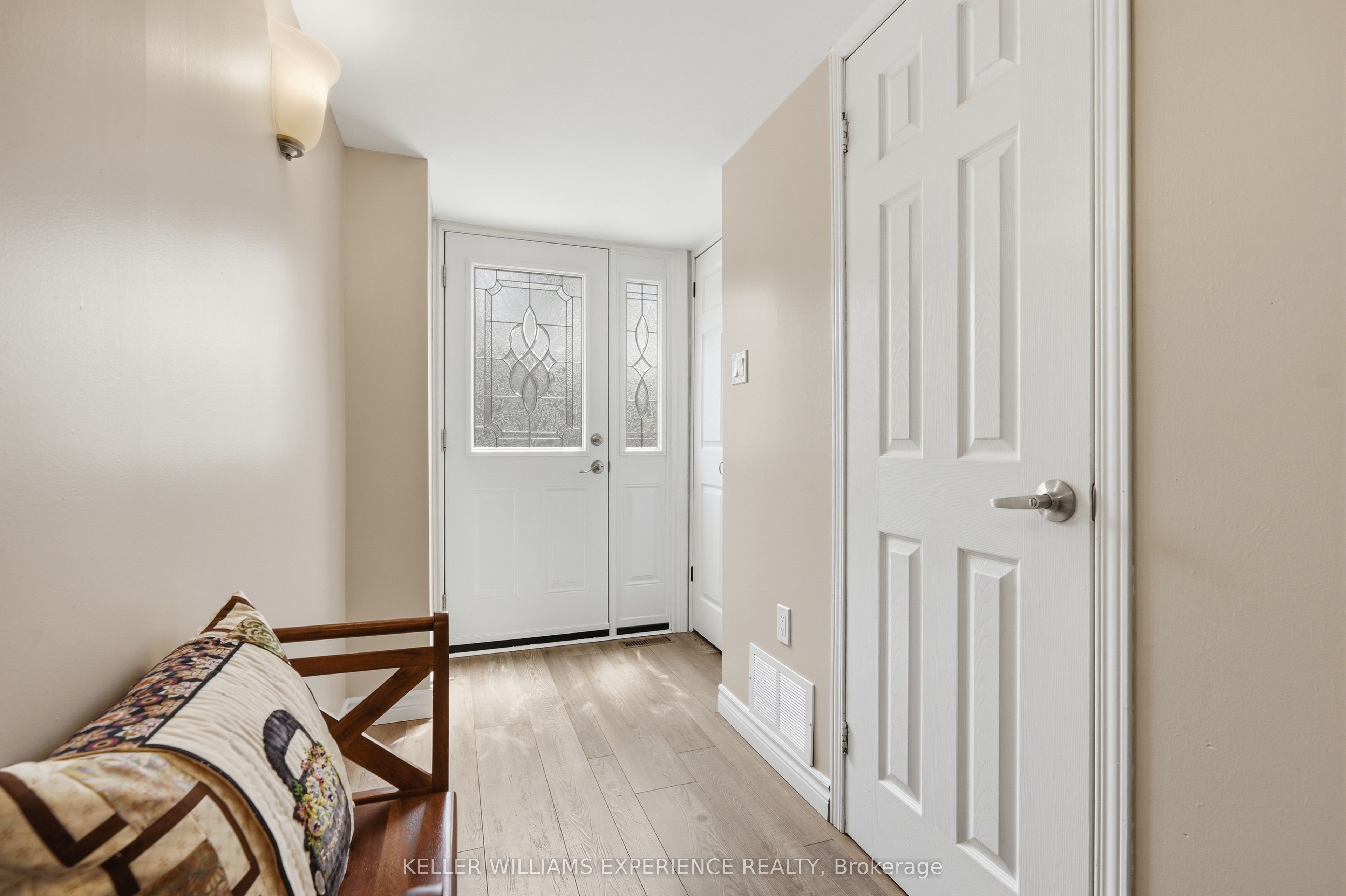 246 Tupper Boulevard 8 Property Photo 8