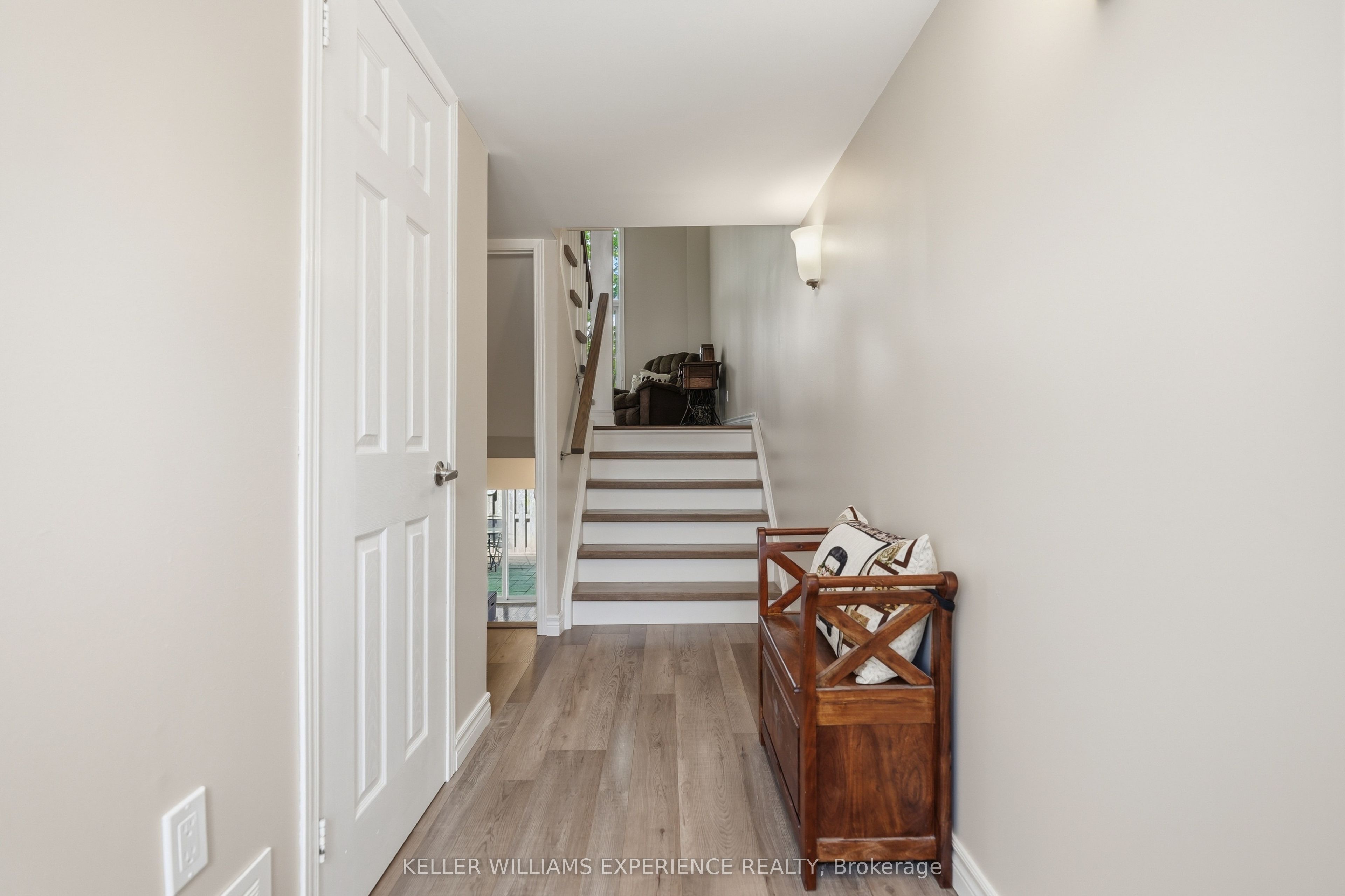 246 Tupper Boulevard 8 Property Photo 9