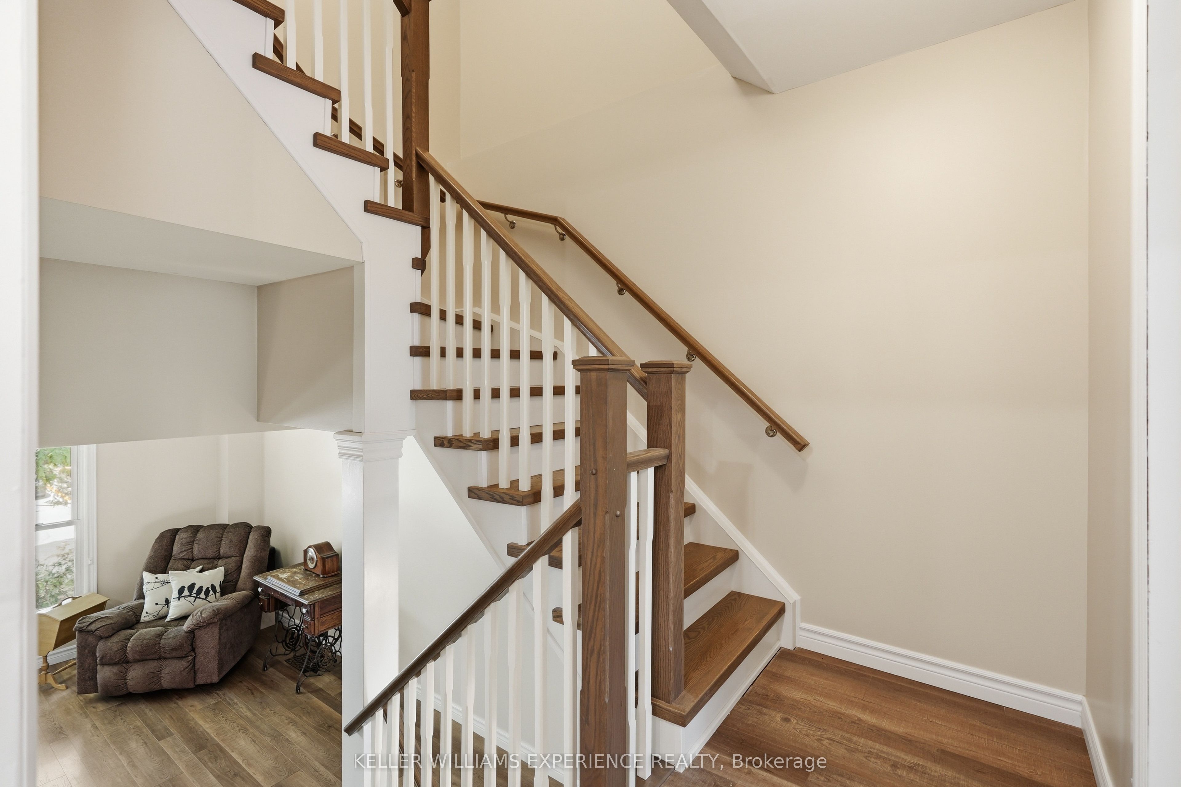 246 Tupper Boulevard 8 Property Photo 17