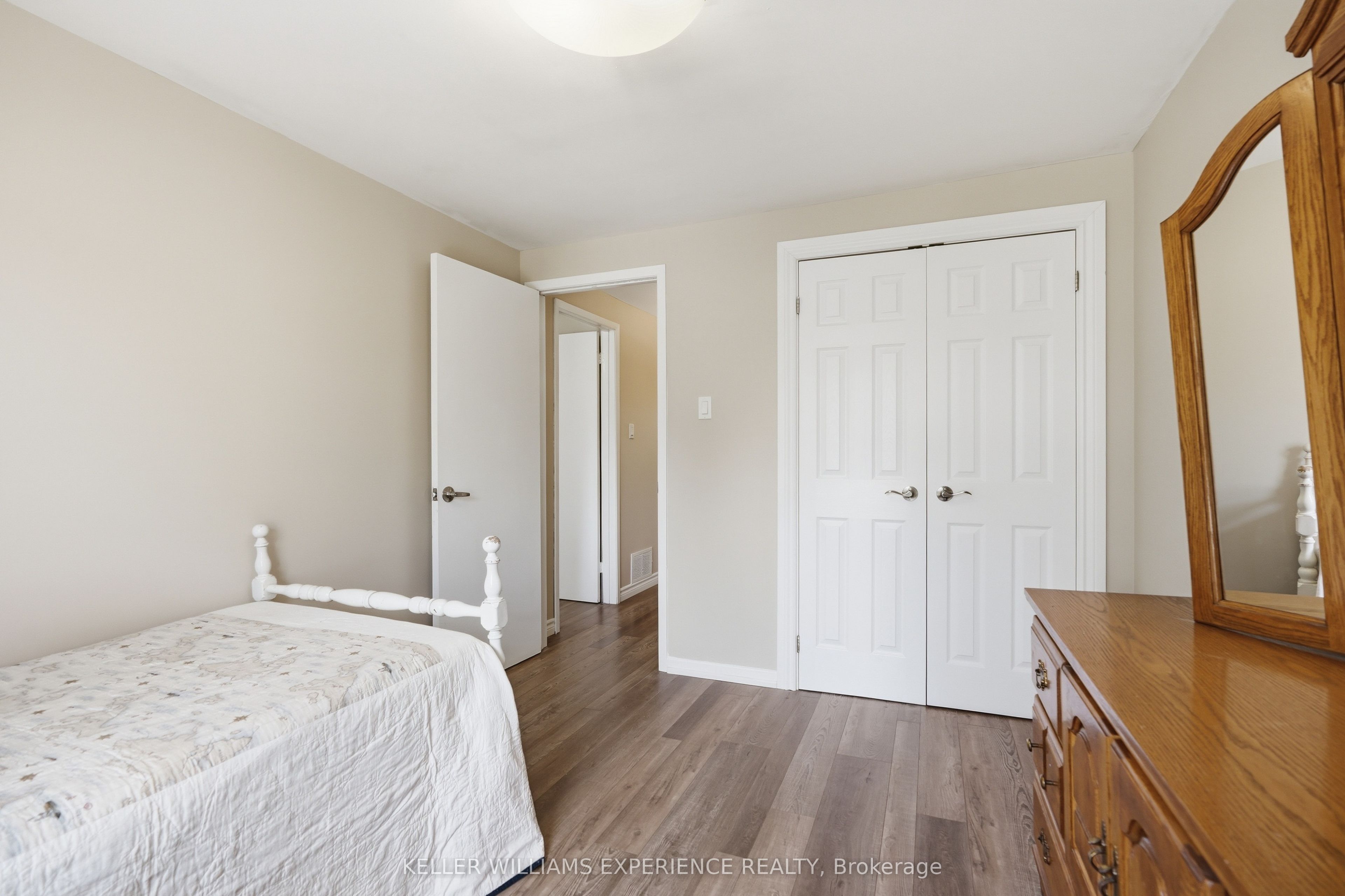 246 Tupper Boulevard 8 Property Photo 24
