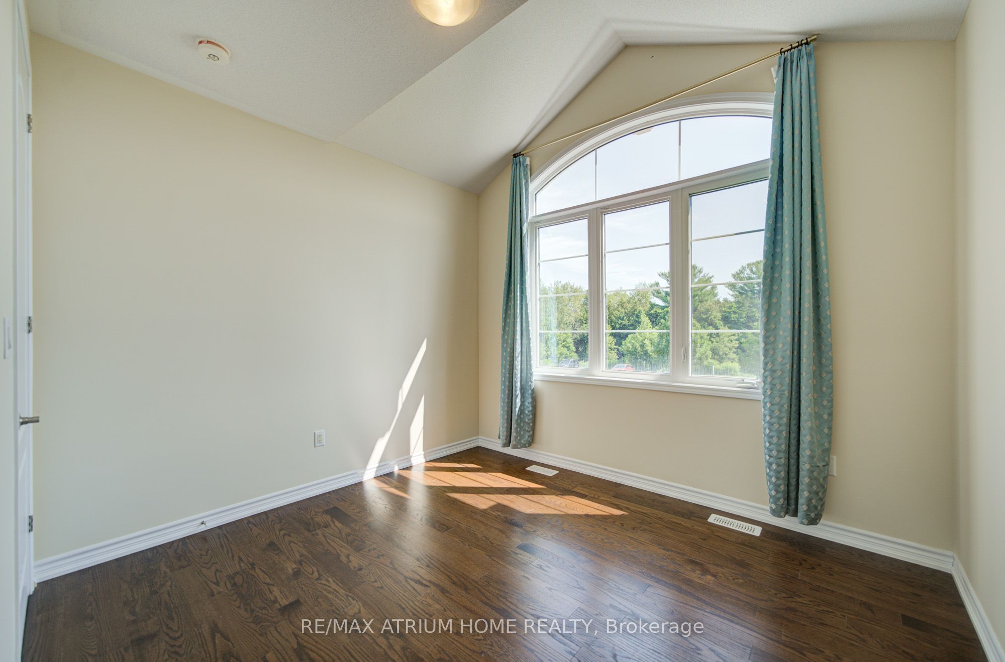 396 Thomas Phillips Drive Property Photo 31