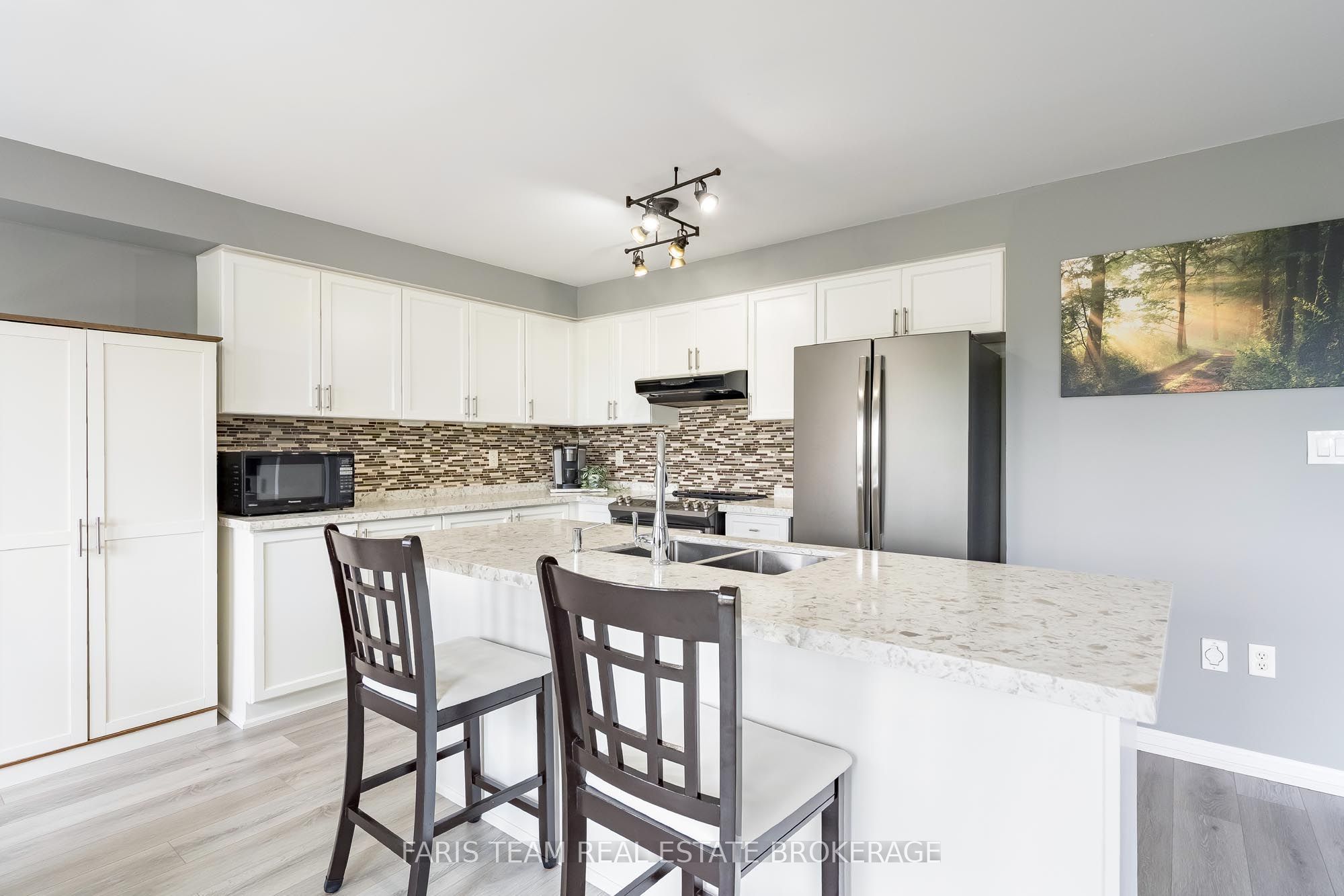 64 John W Taylor Avenue Property Photo 6