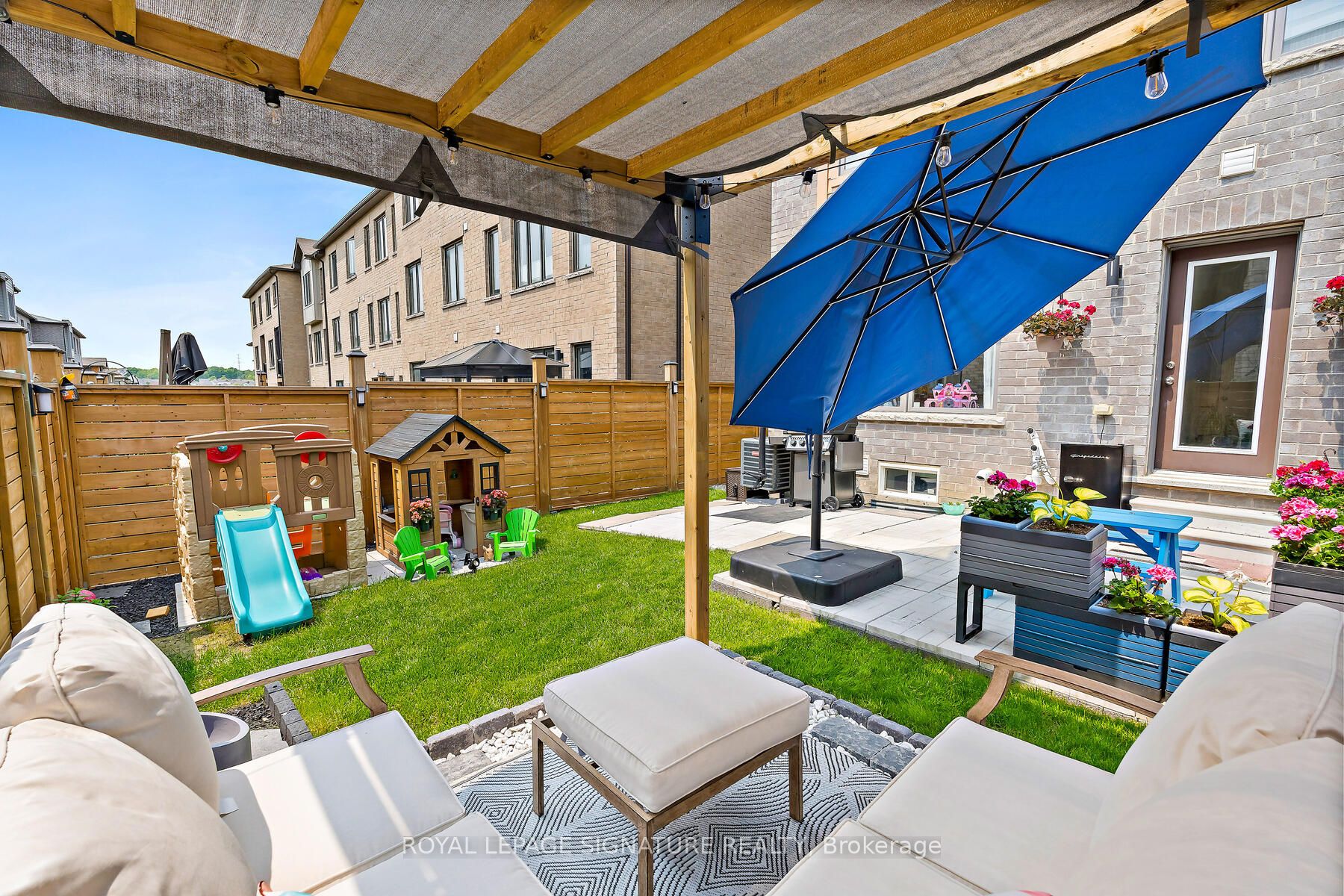 168 Tango Crescent Property Photo 1