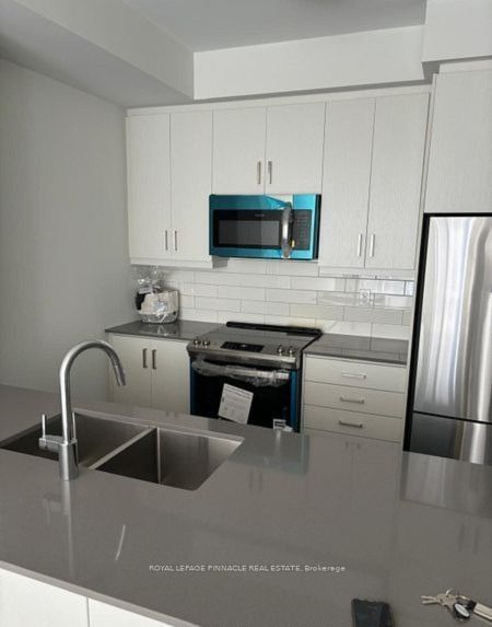 151 Honeycrisp Crescent Th177 Property Photo 4