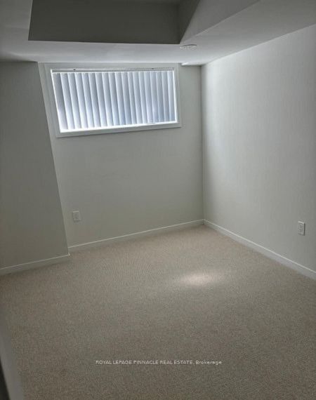 151 Honeycrisp Crescent Th177 Property Photo 8