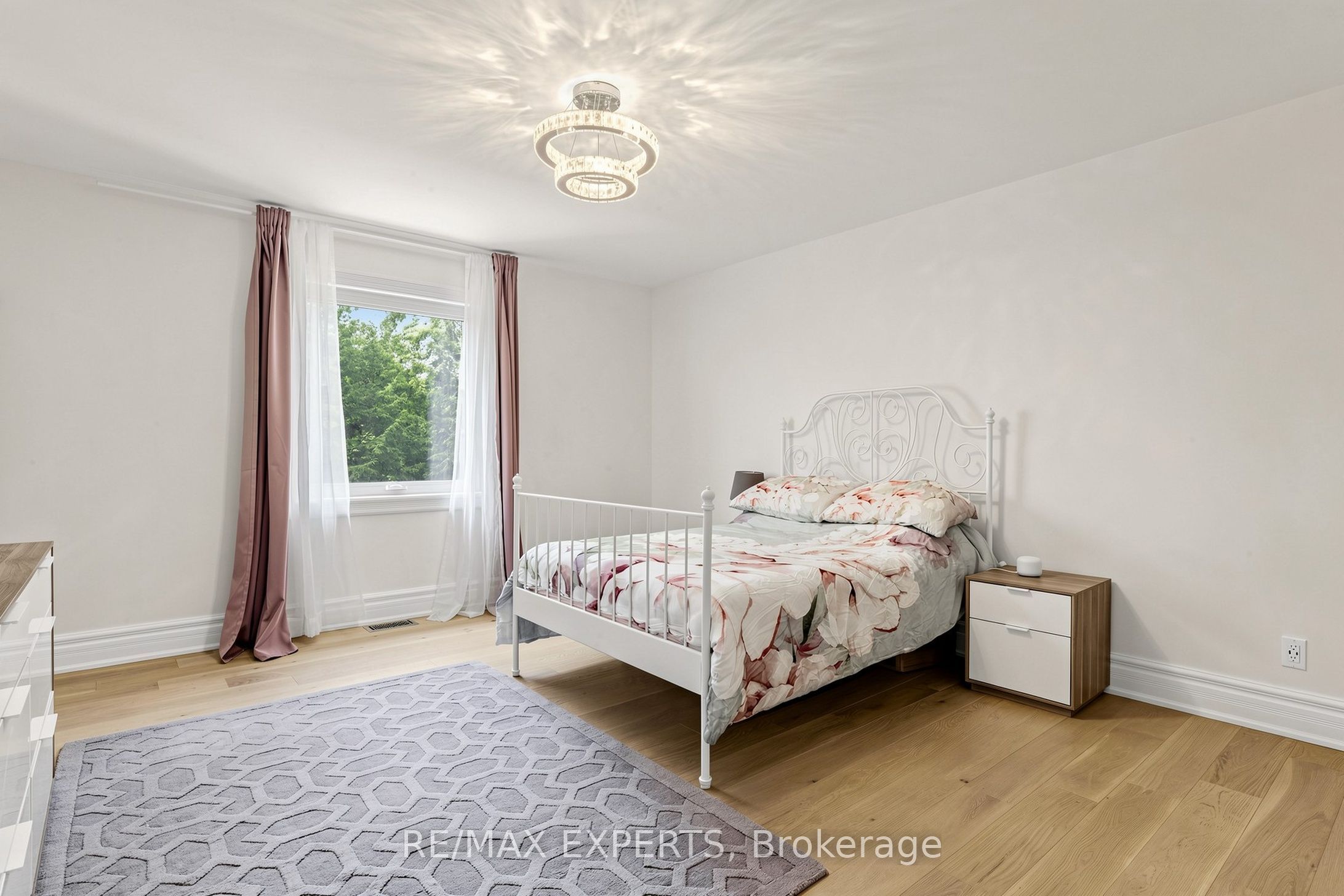 64 Humberwood Gate Property Photo 37