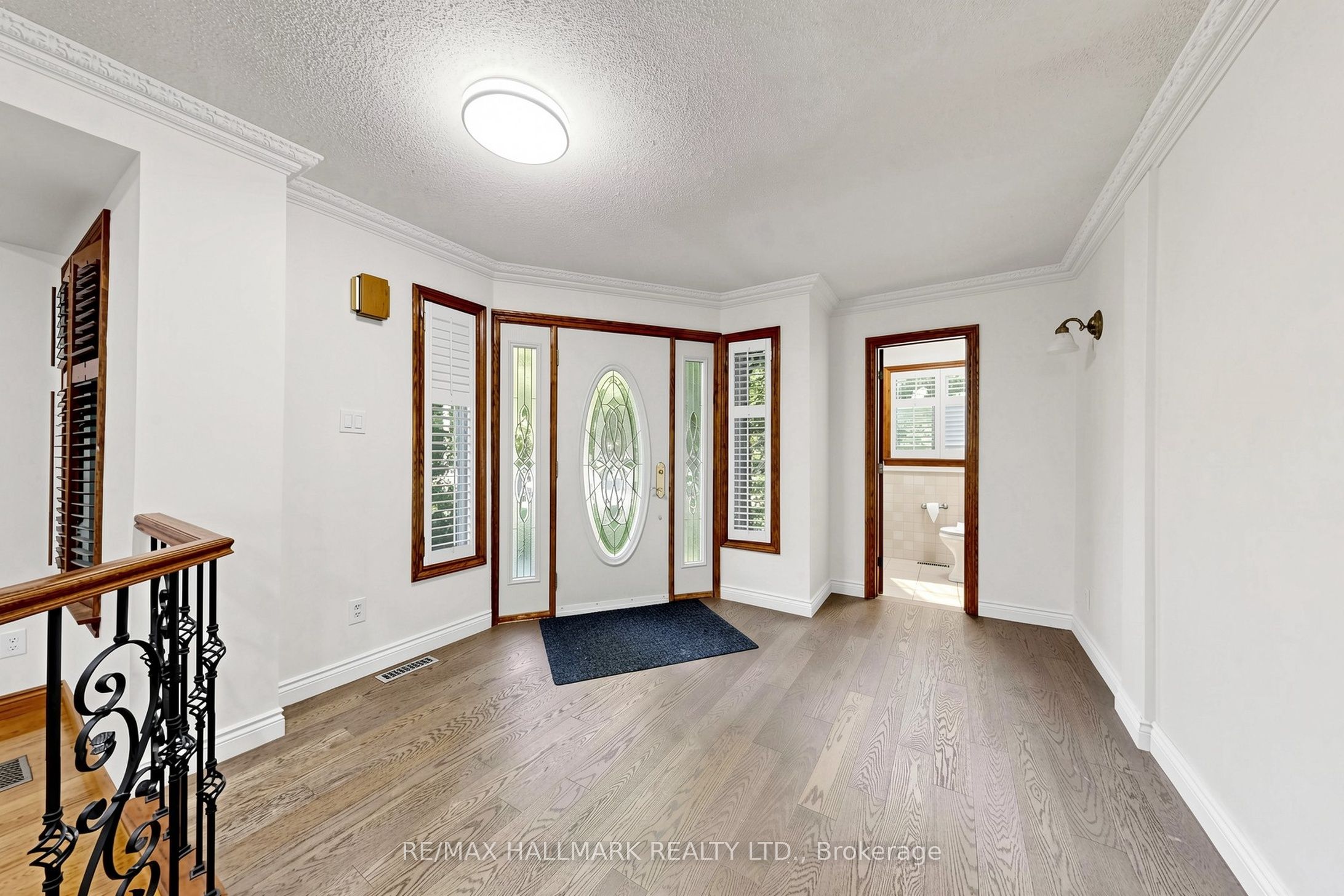 145 Old Surrey Lane Property Photo 11