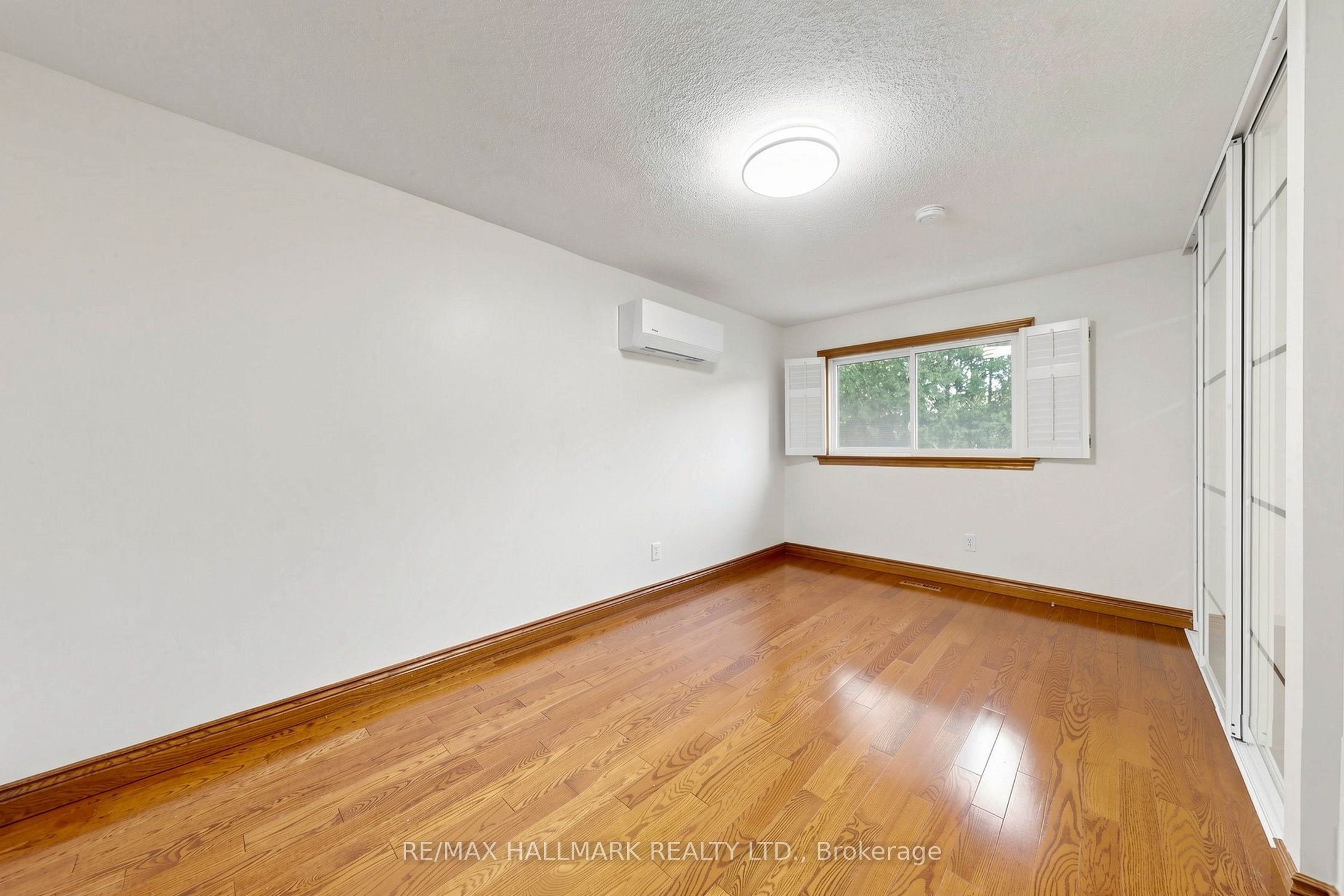 145 Old Surrey Lane Property Photo 19