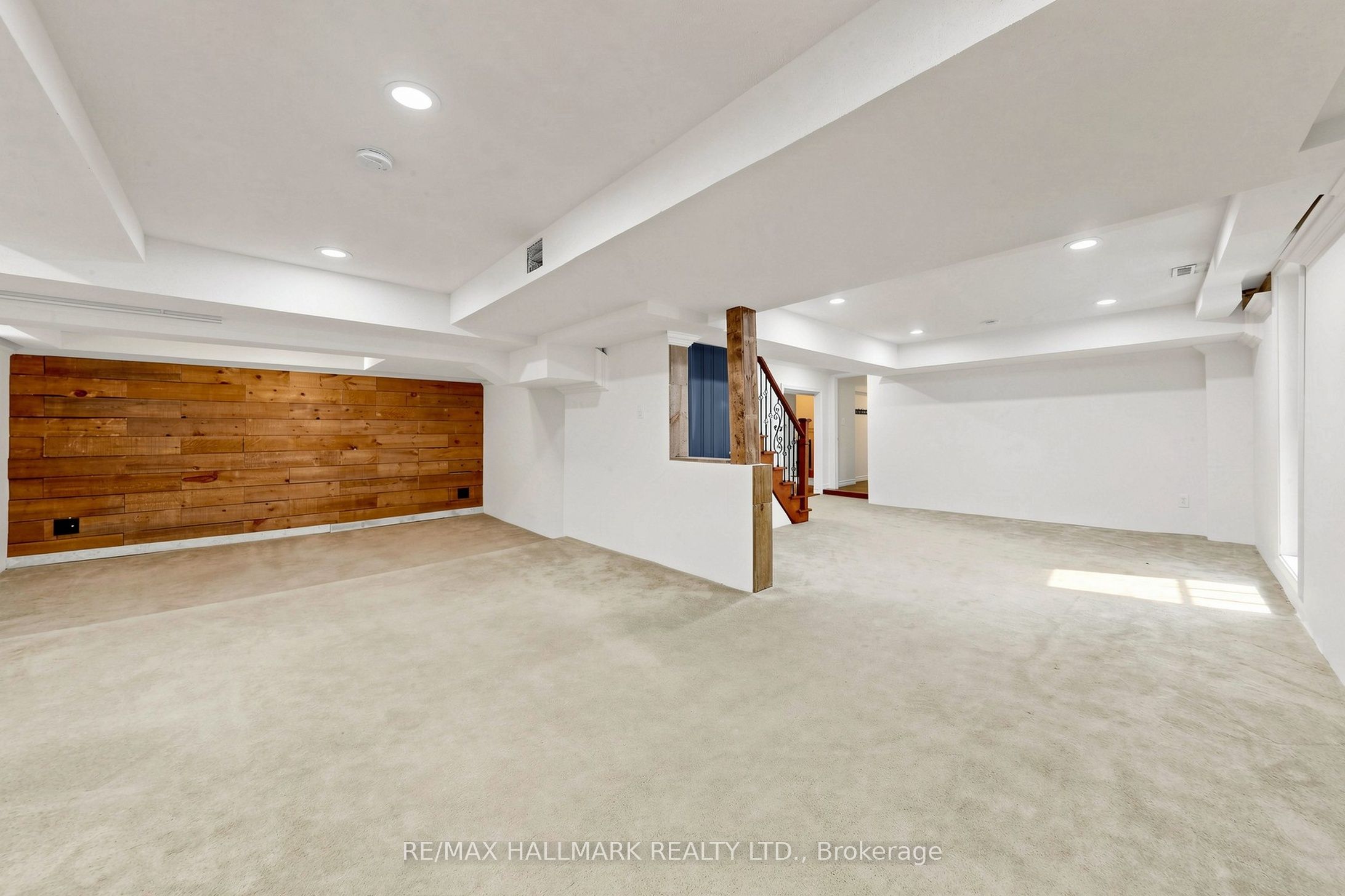 145 Old Surrey Lane Property Photo 22