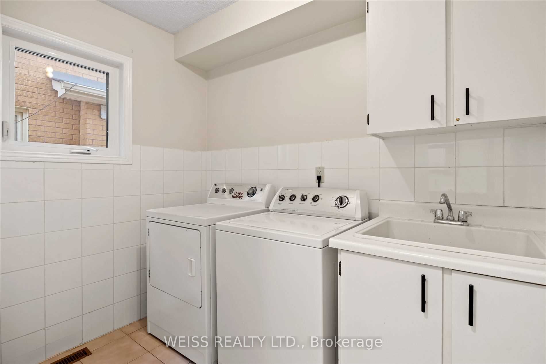 122 Torii Street Property Photo 17