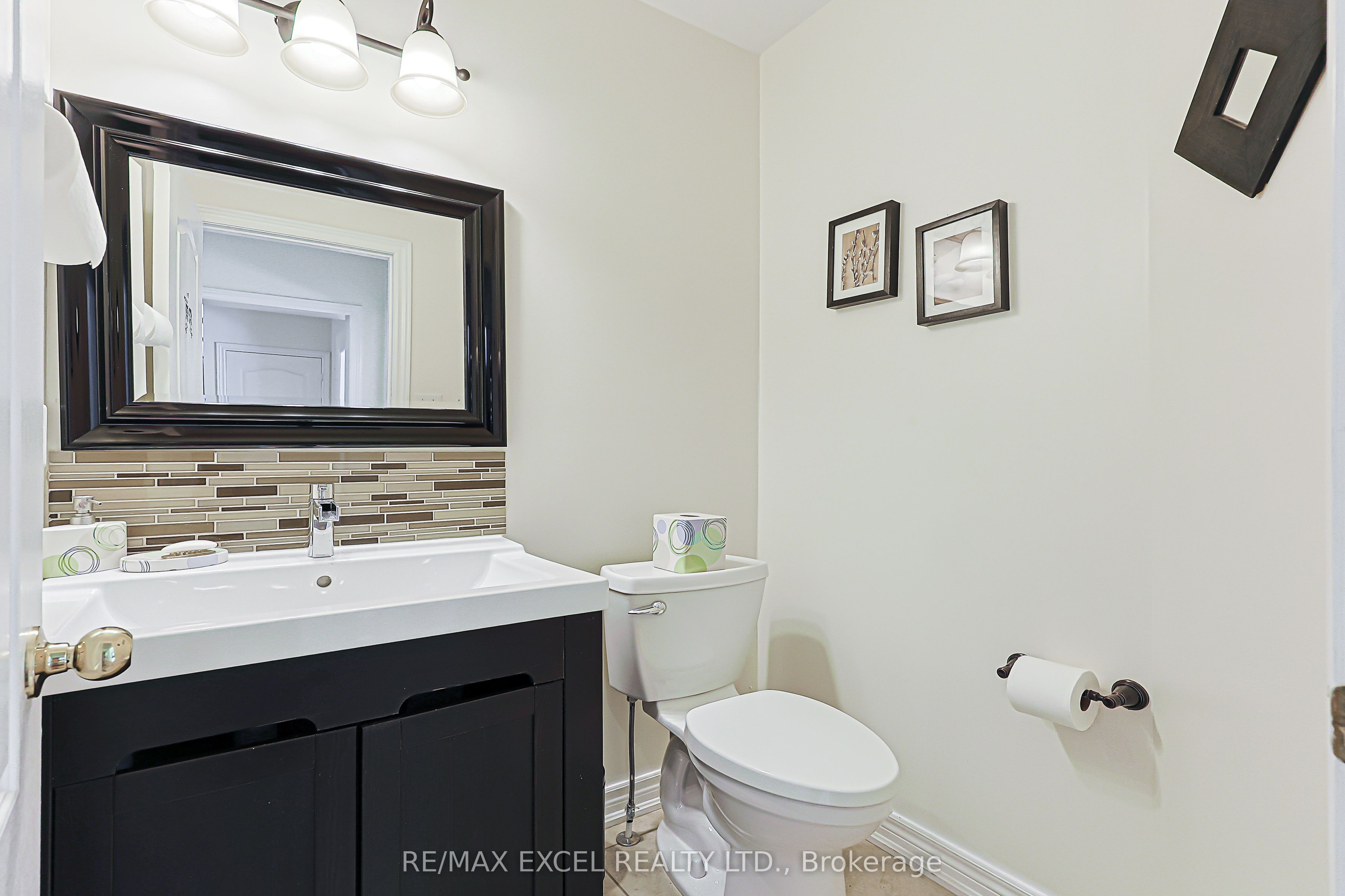 173 Selwyn Road Property Photo 12
