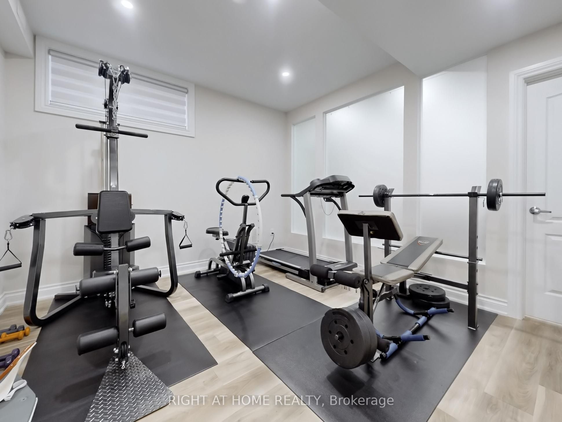80 Puccini Drive Property Photo 39
